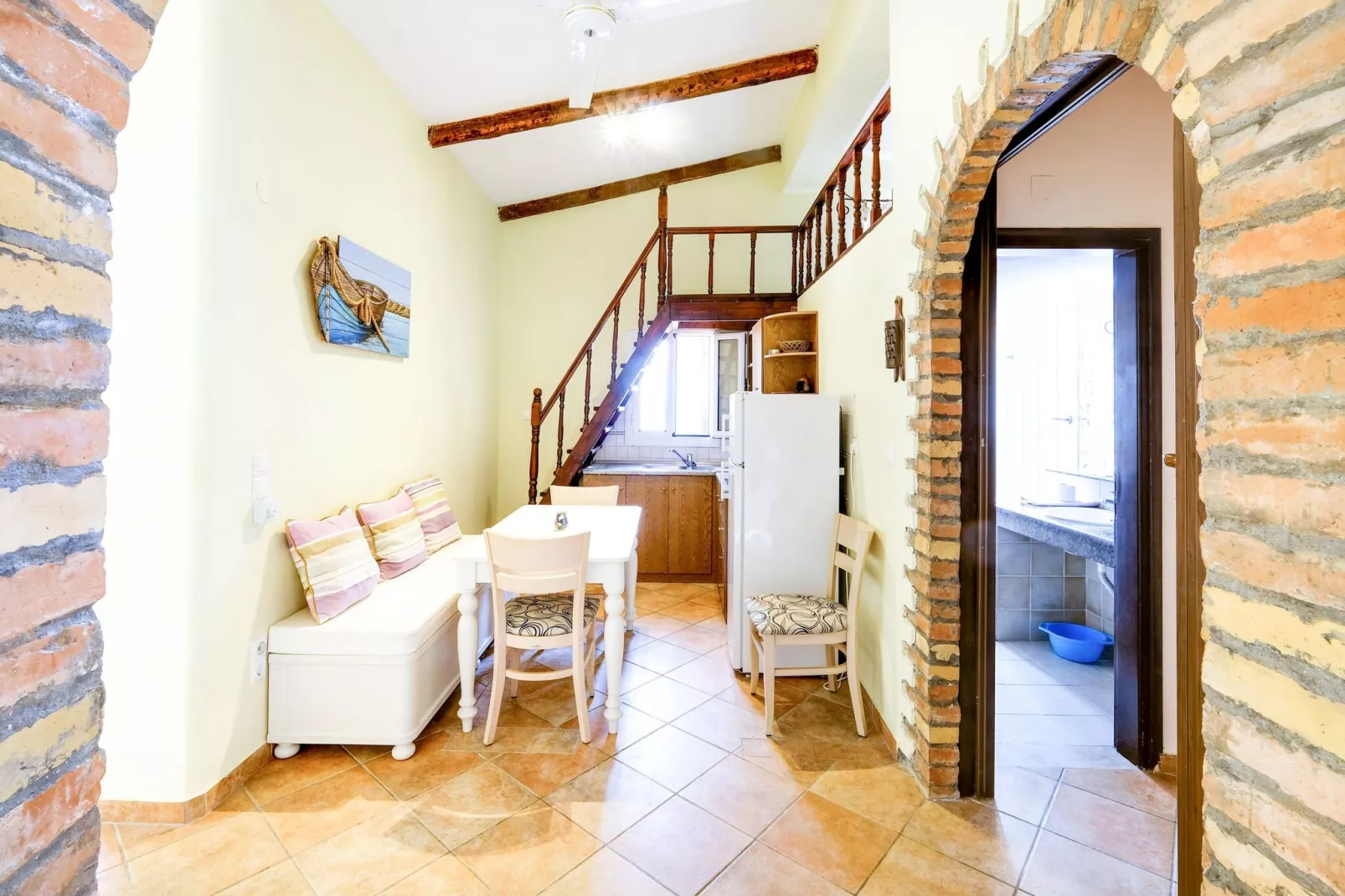 Fundana Suite-Living room