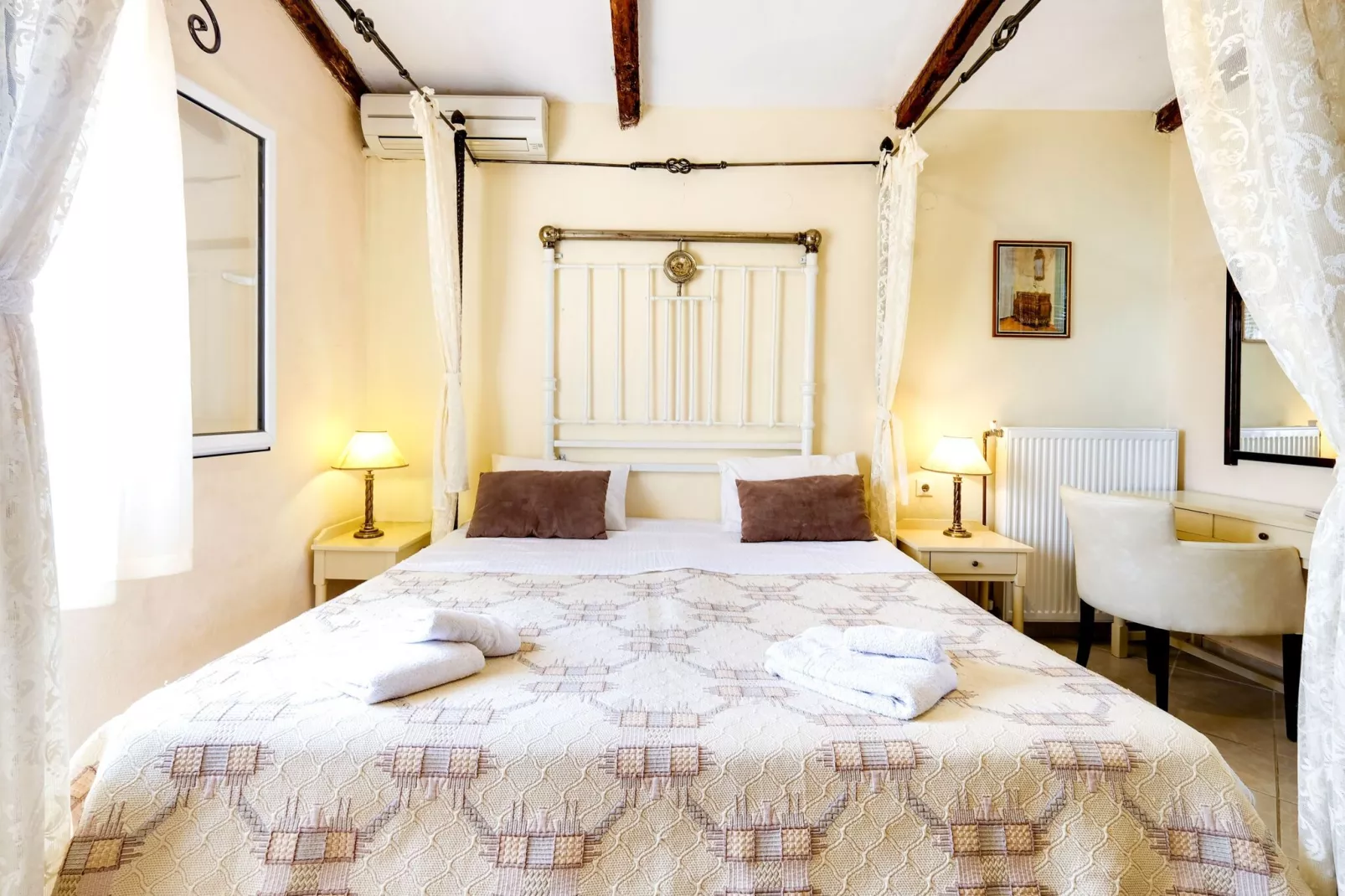 Fundana Suite-Bedroom