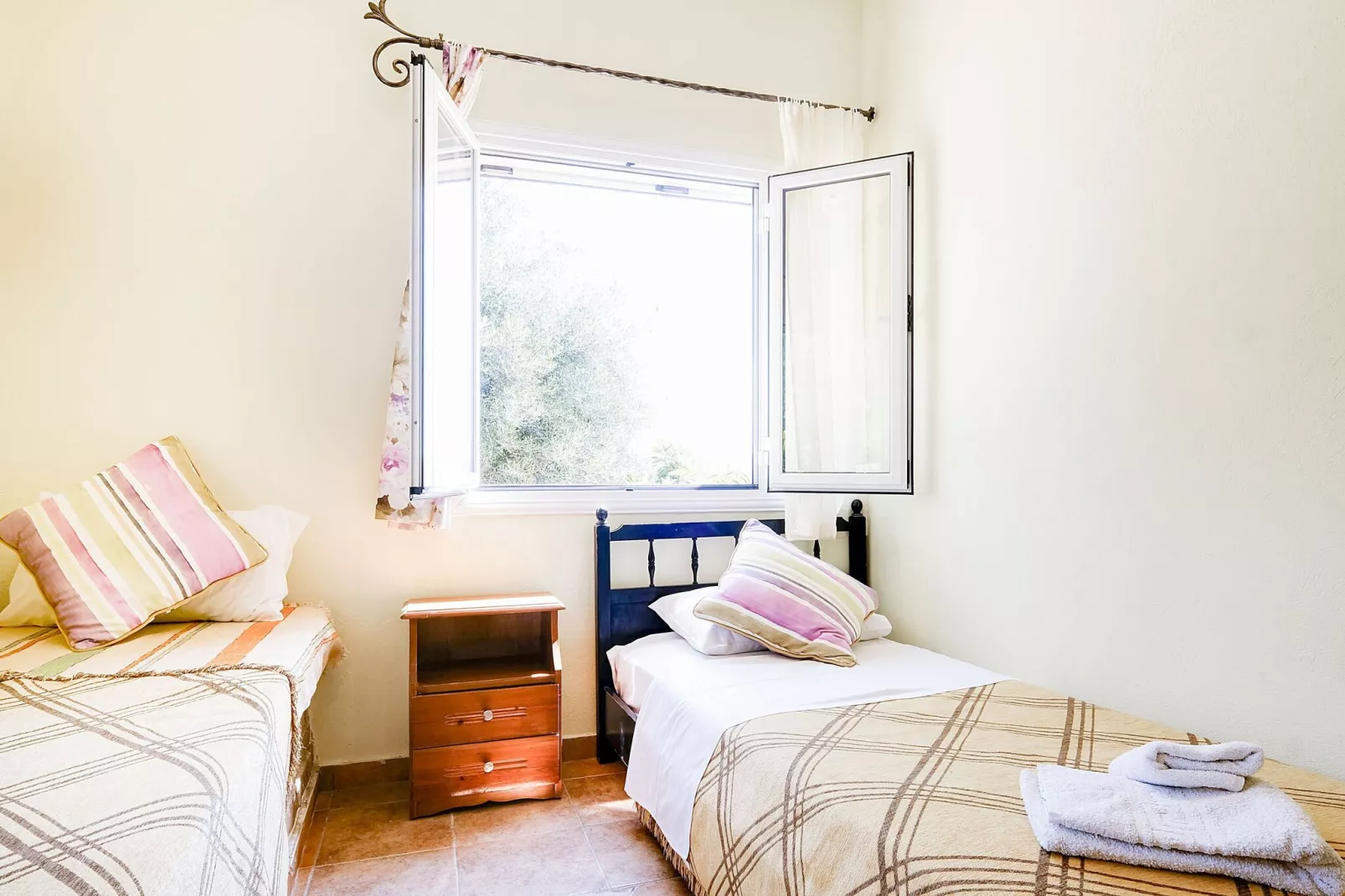 Fundana Suite-Bedroom
