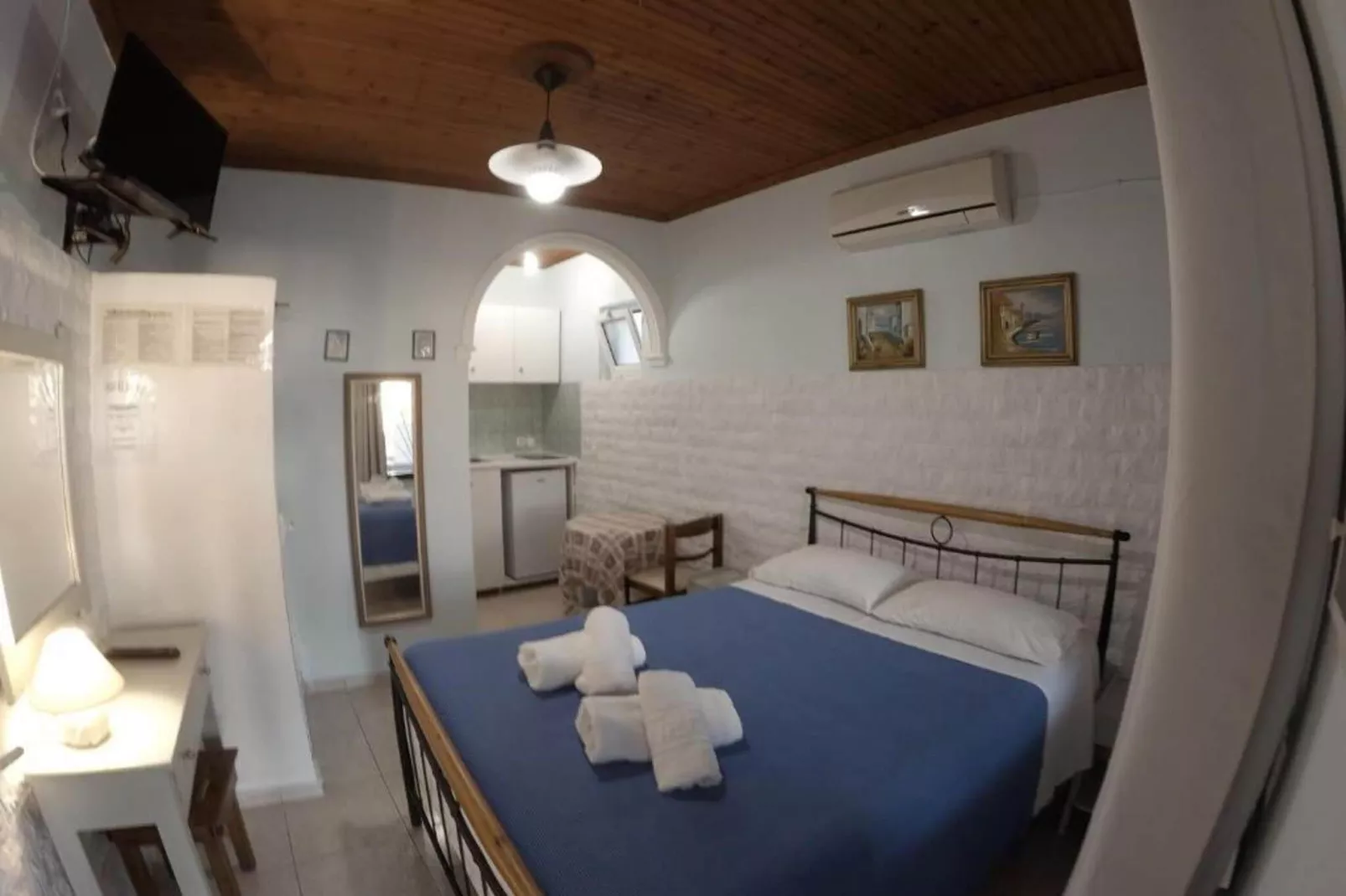 Andromaches Apartments Studio-Schlafzimmer