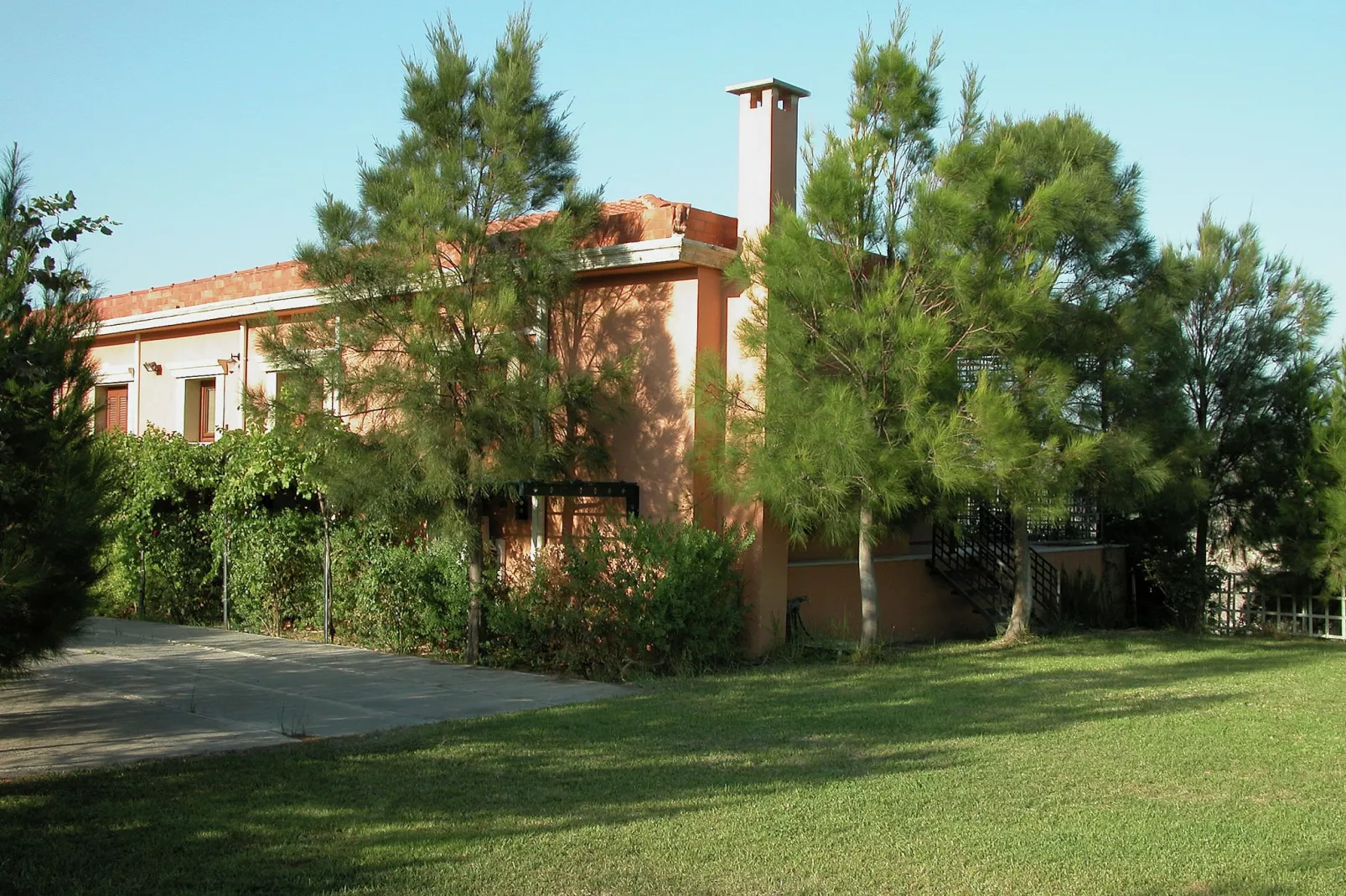 Villa Despoina-Gardens summer