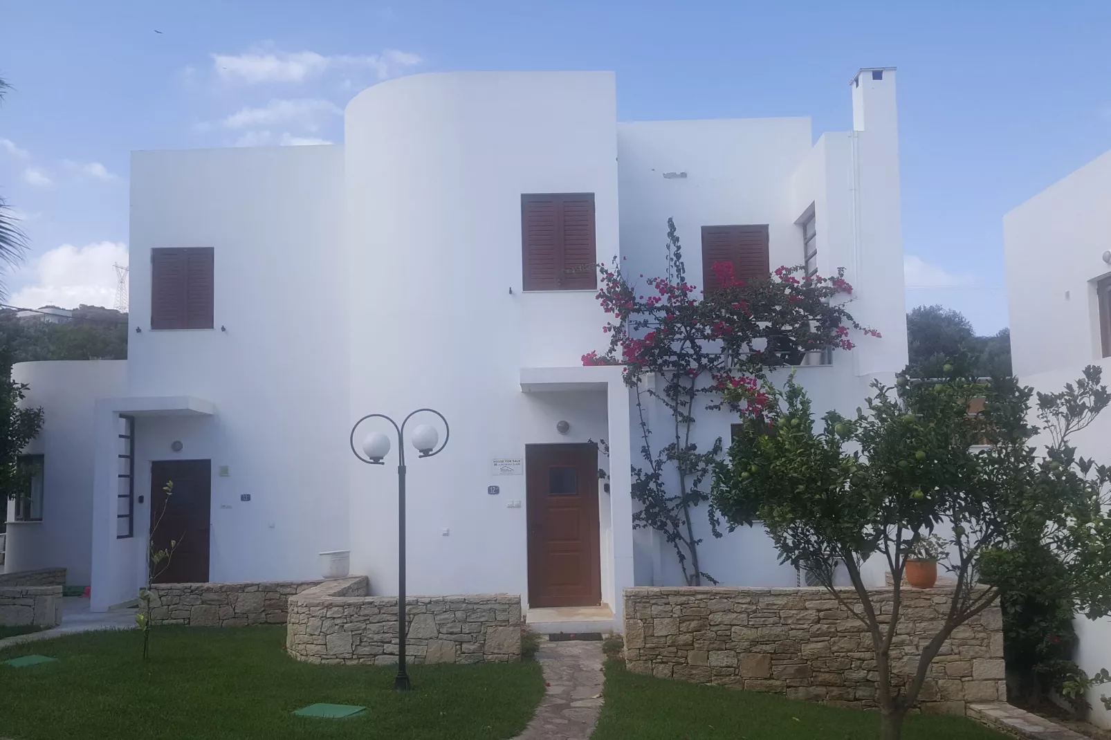Villa Bougainville-Exterior summer