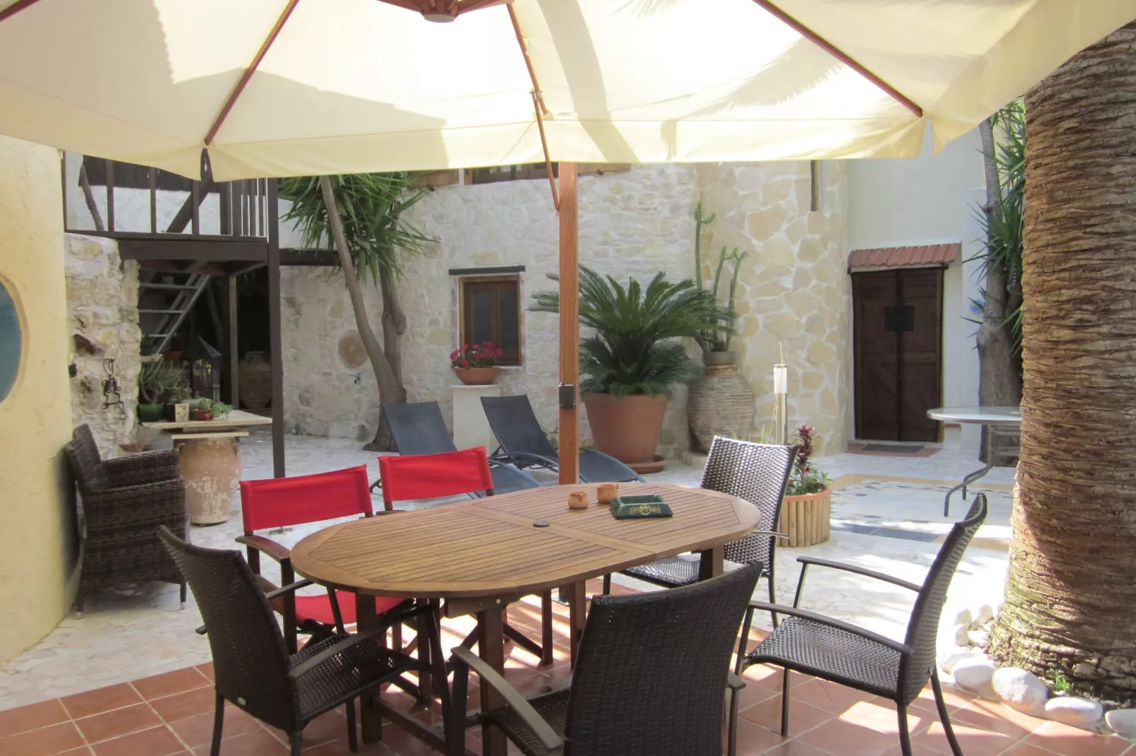 Villa Kostas-Exterior summer