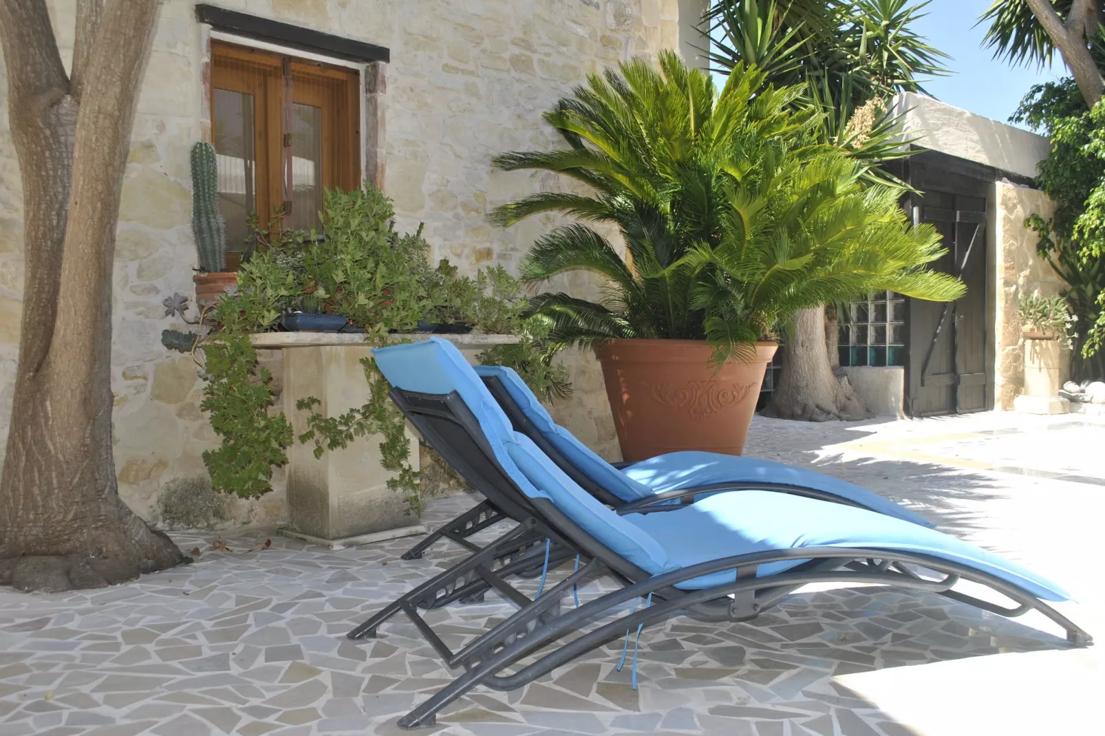 Villa Kostas-Exterior summer