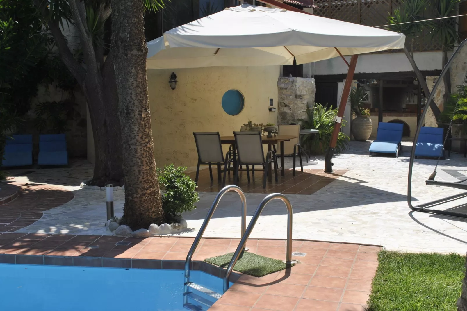 Villa Kostas-Exterior summer