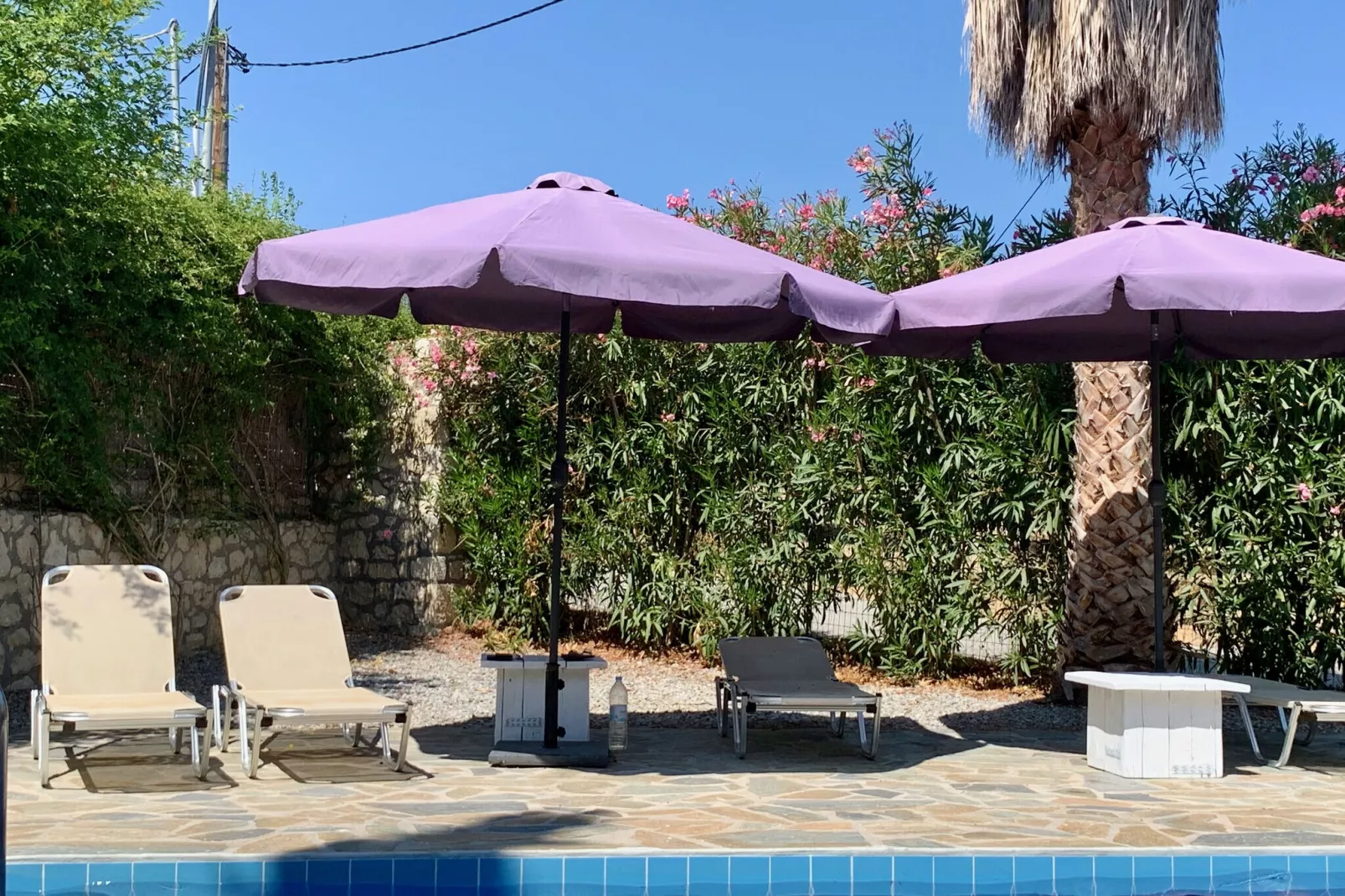 Villa in Loutra-Gardens summer