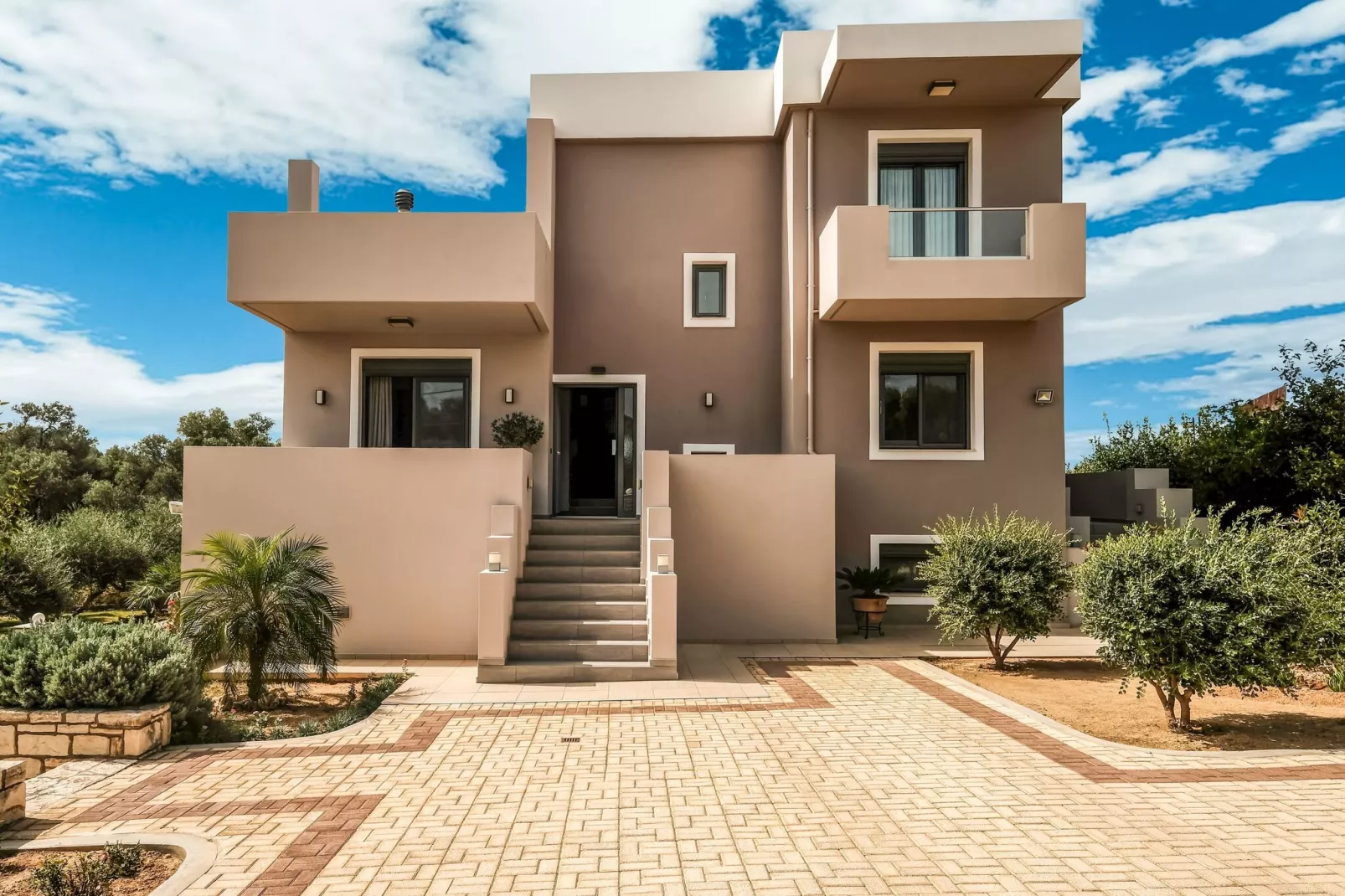 Villa Kalli-Exterior summer