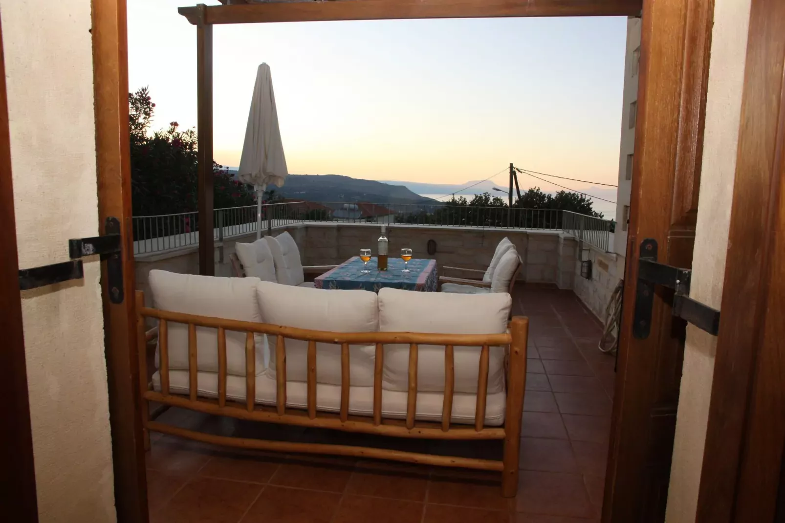 Villa Cocoon-Terrace balcony