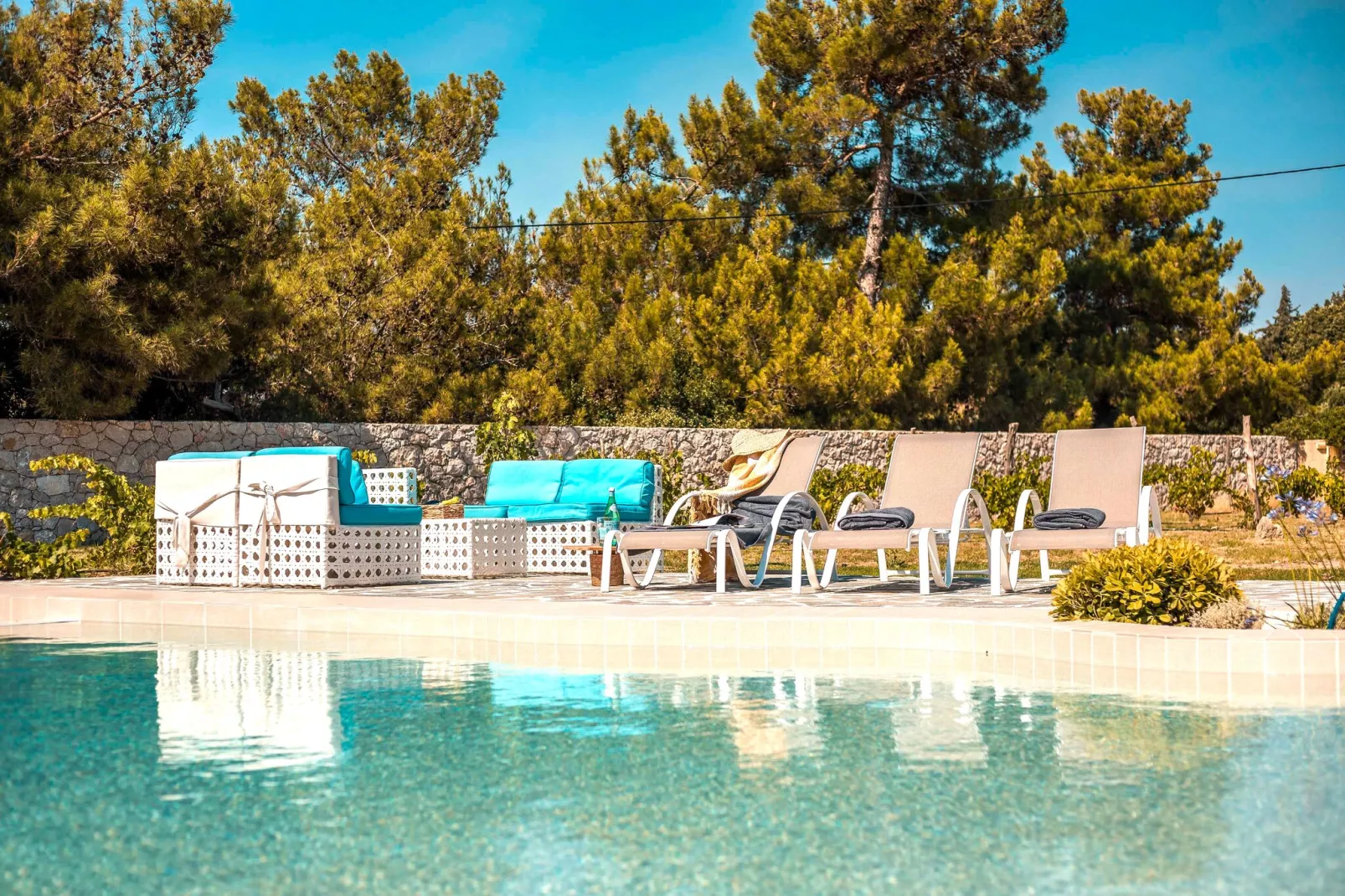 Emarmene Country Home-Pool