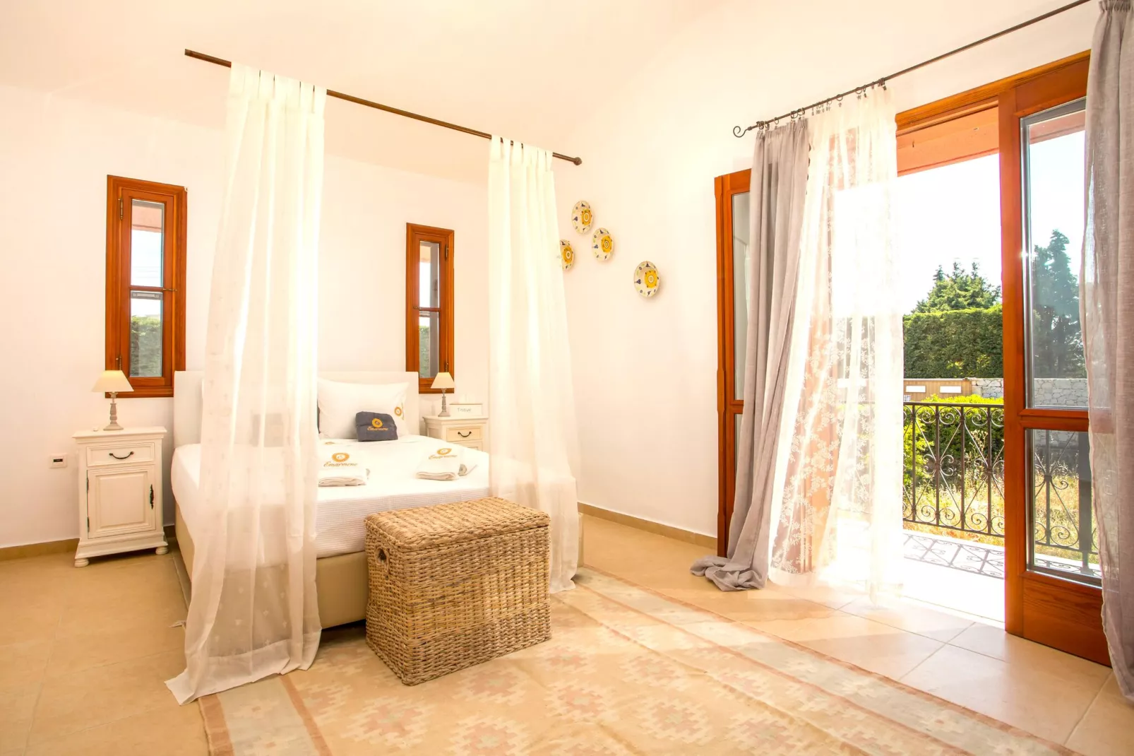 Emarmene Country Home-Bedroom