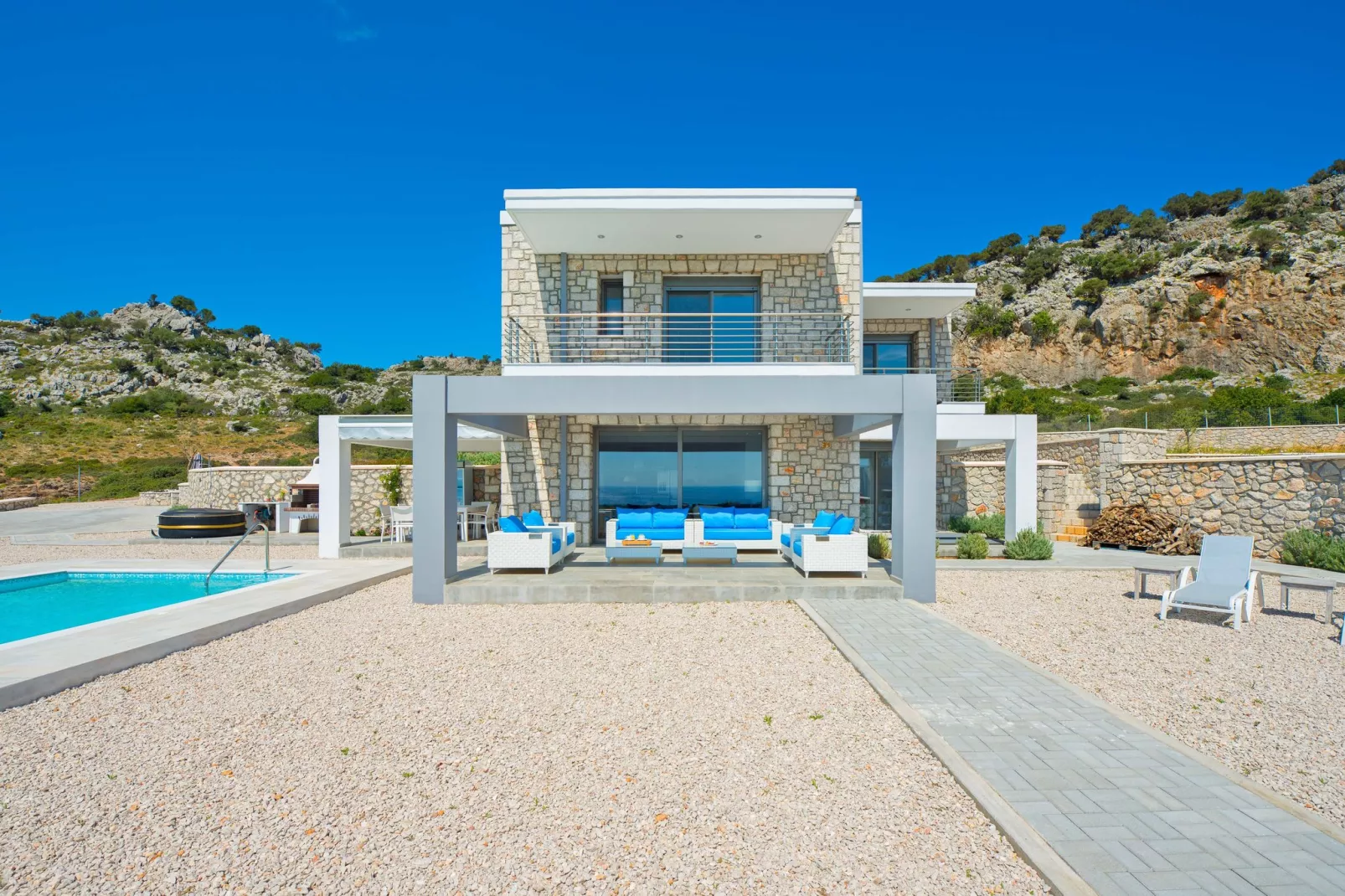 Villa Canyon View-Exterior summer