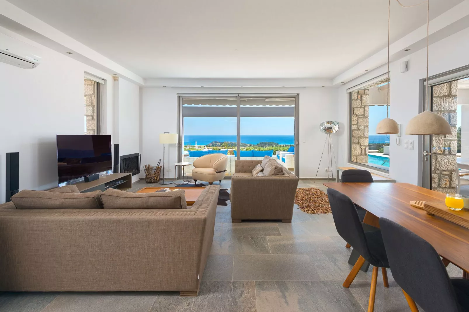 Villa Canyon View-Living room
