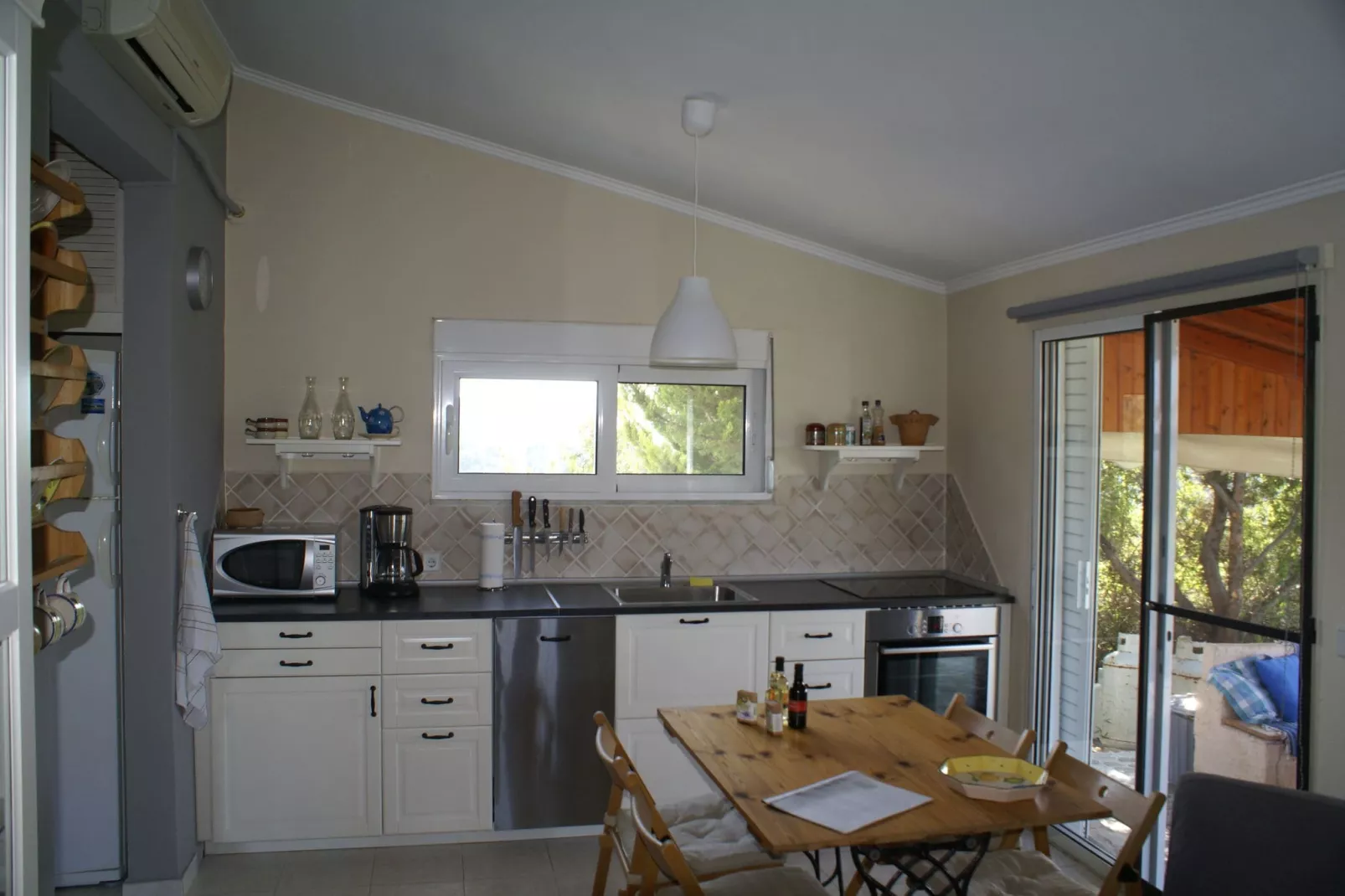 House Kritinia Rhodos-Kitchen