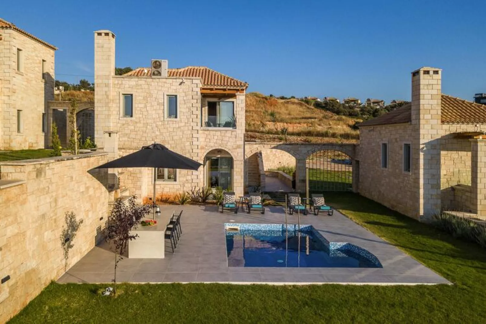 Caldera Theros Villas Chersonissos-3-bedroom villa with private pool-Pool