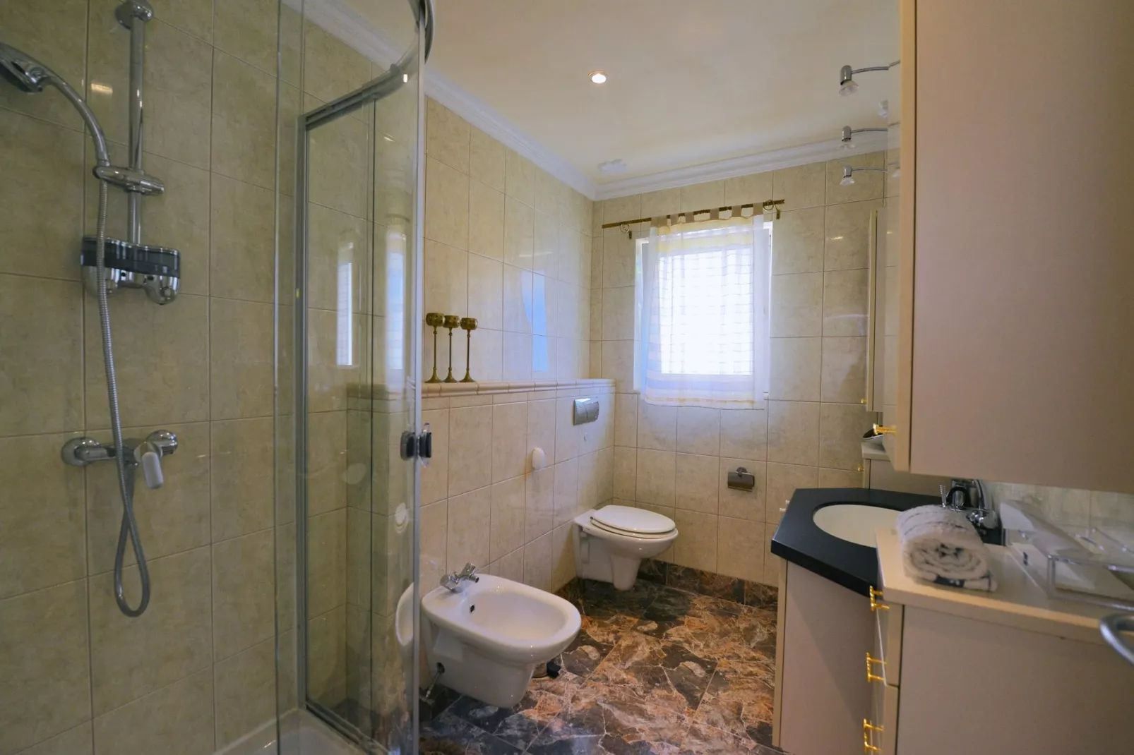 Villa Katarina-Bathroom