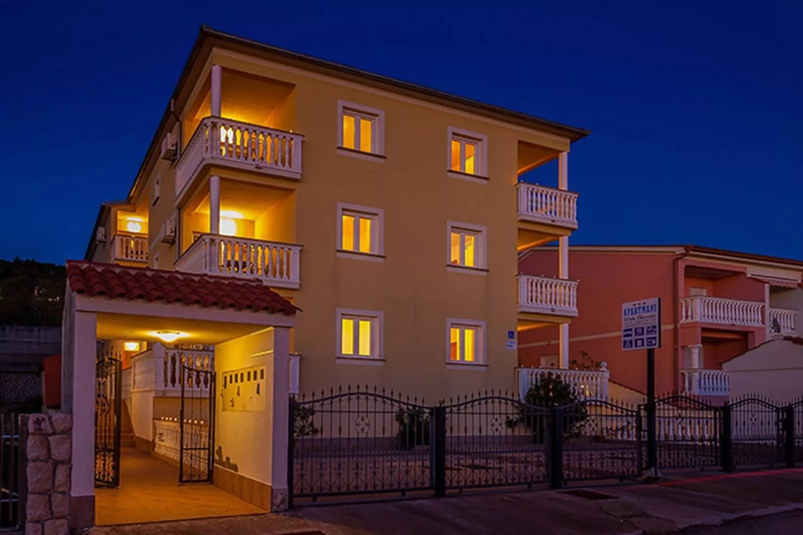 Villa Oleandar 3-Exterior summer