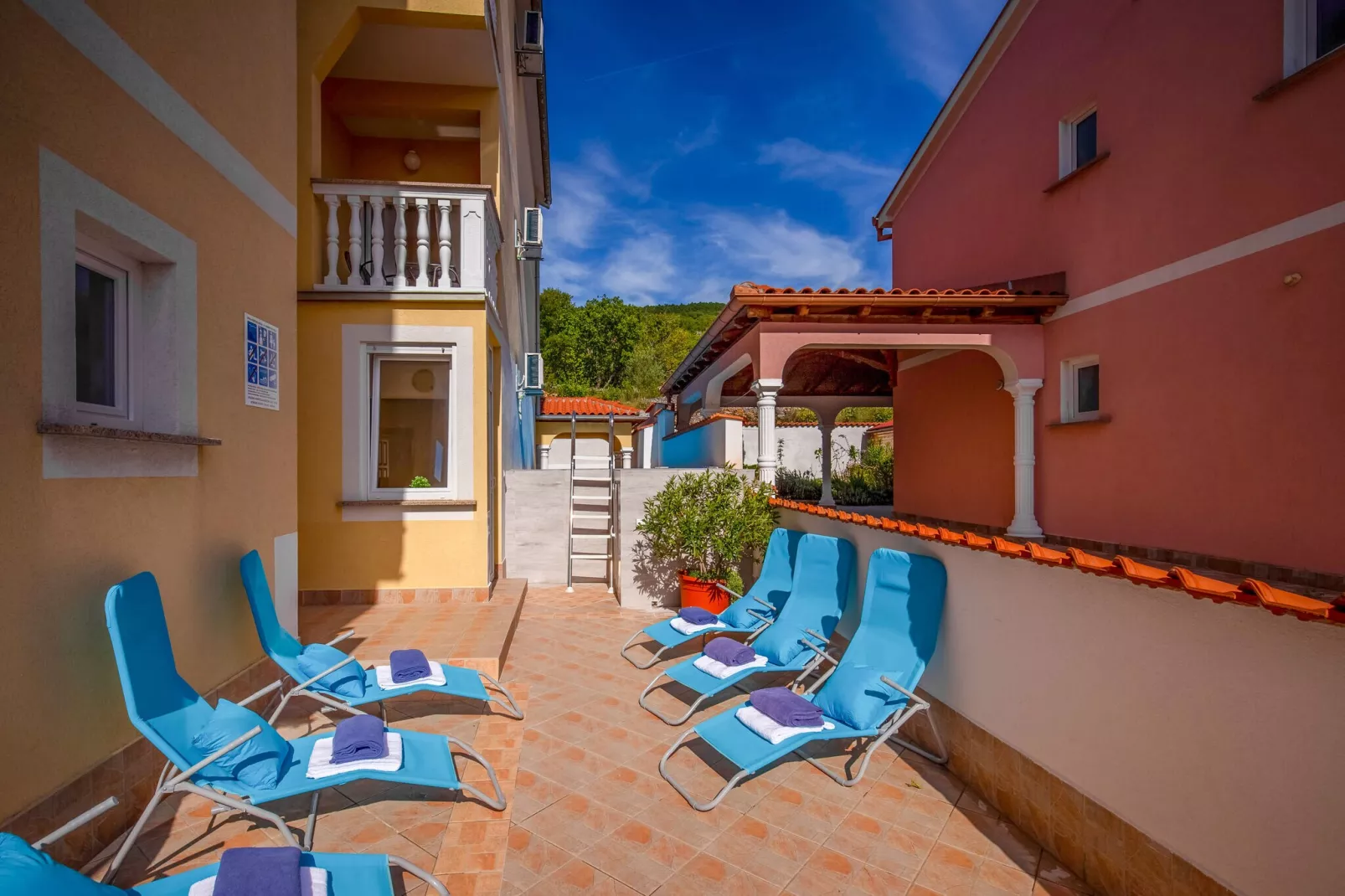 Villa Oleandar 3-Terrace balcony