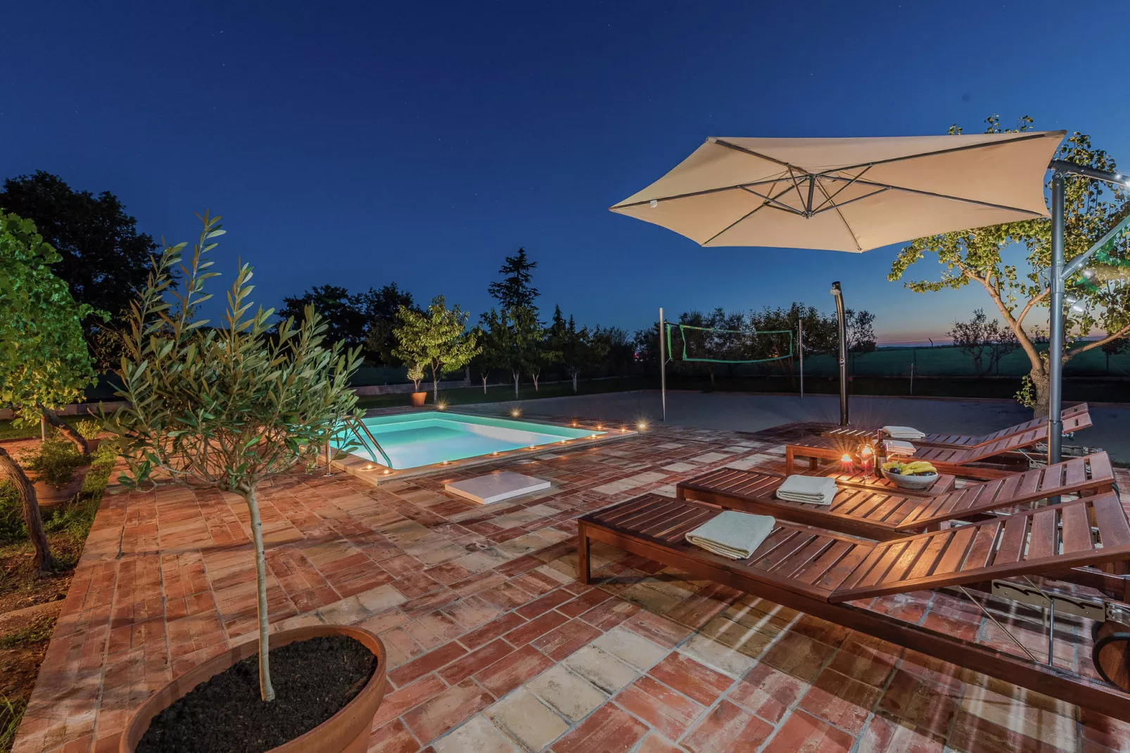 Holiday home Sestan-Extérieur été