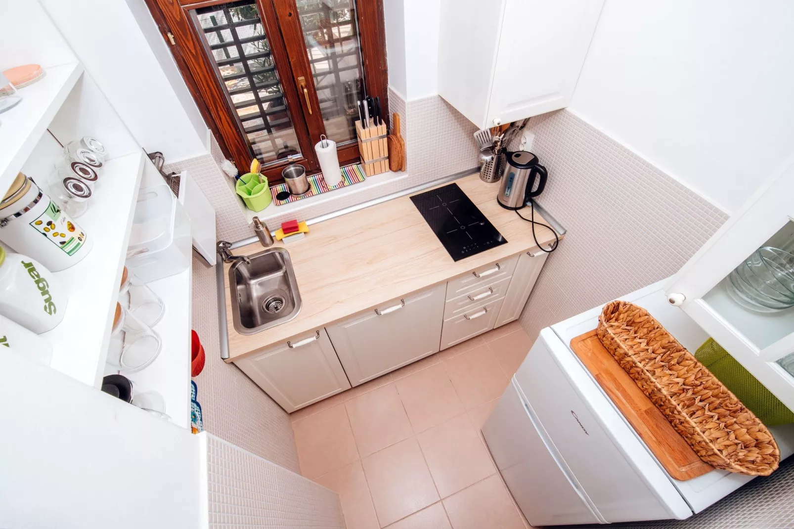 Beachfront  house Dunja-Kitchen