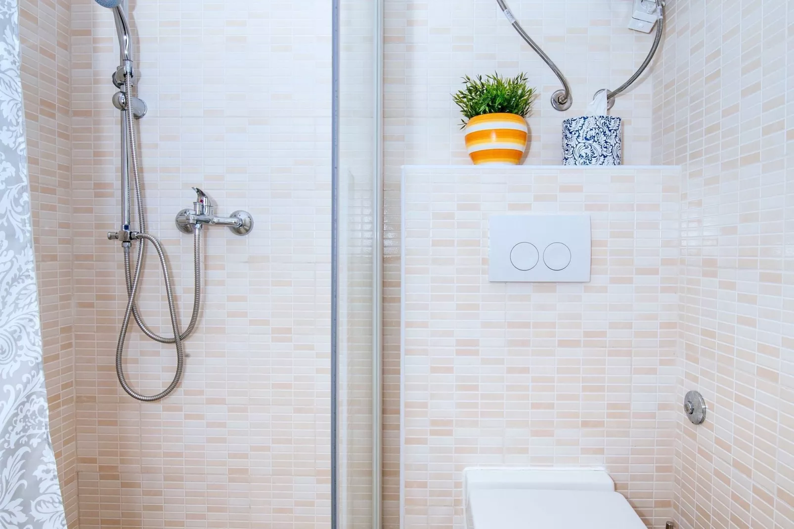 Beachfront  house Dunja-Bathroom