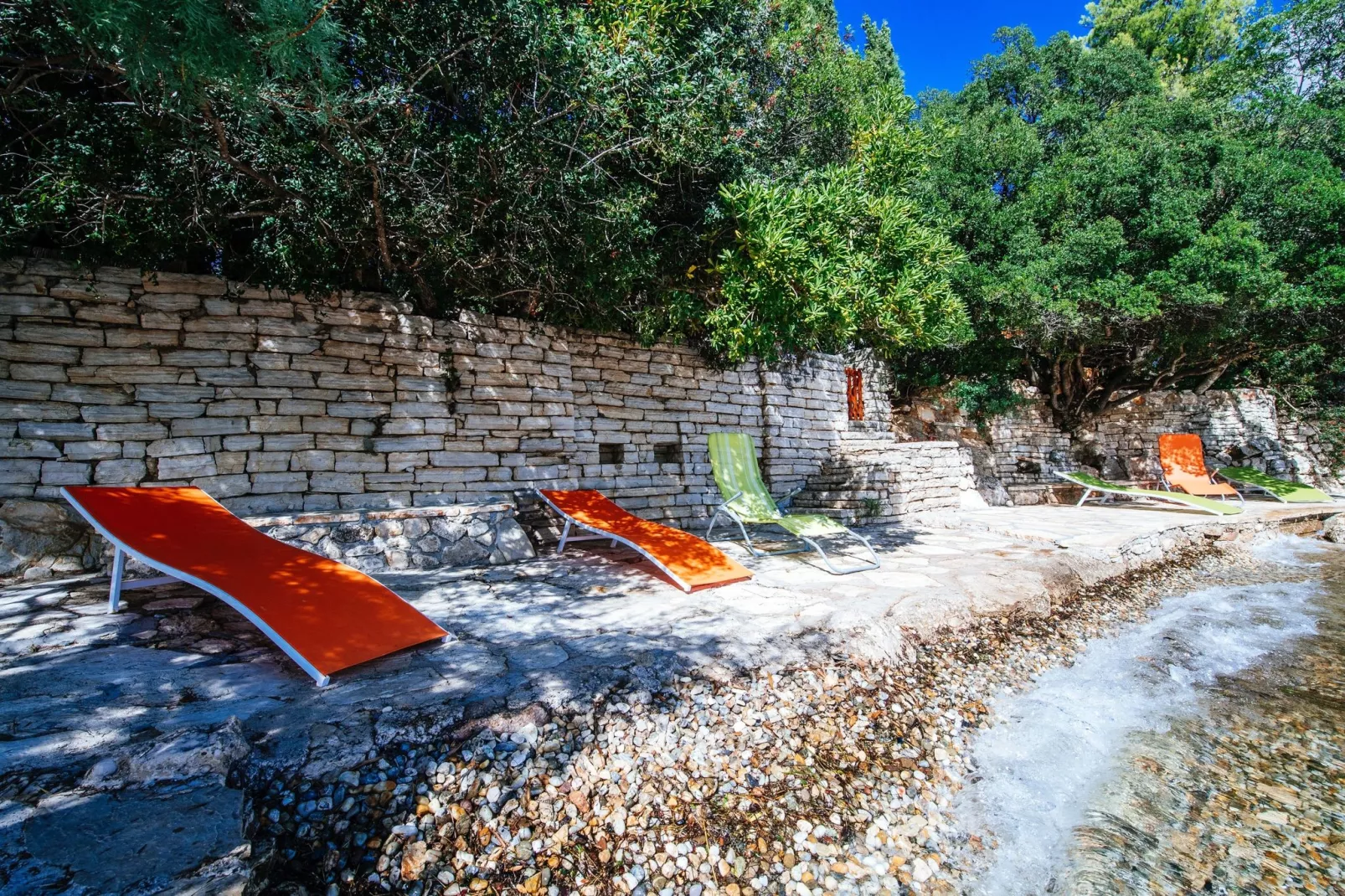 Beachfront  house Dunja-Facilities