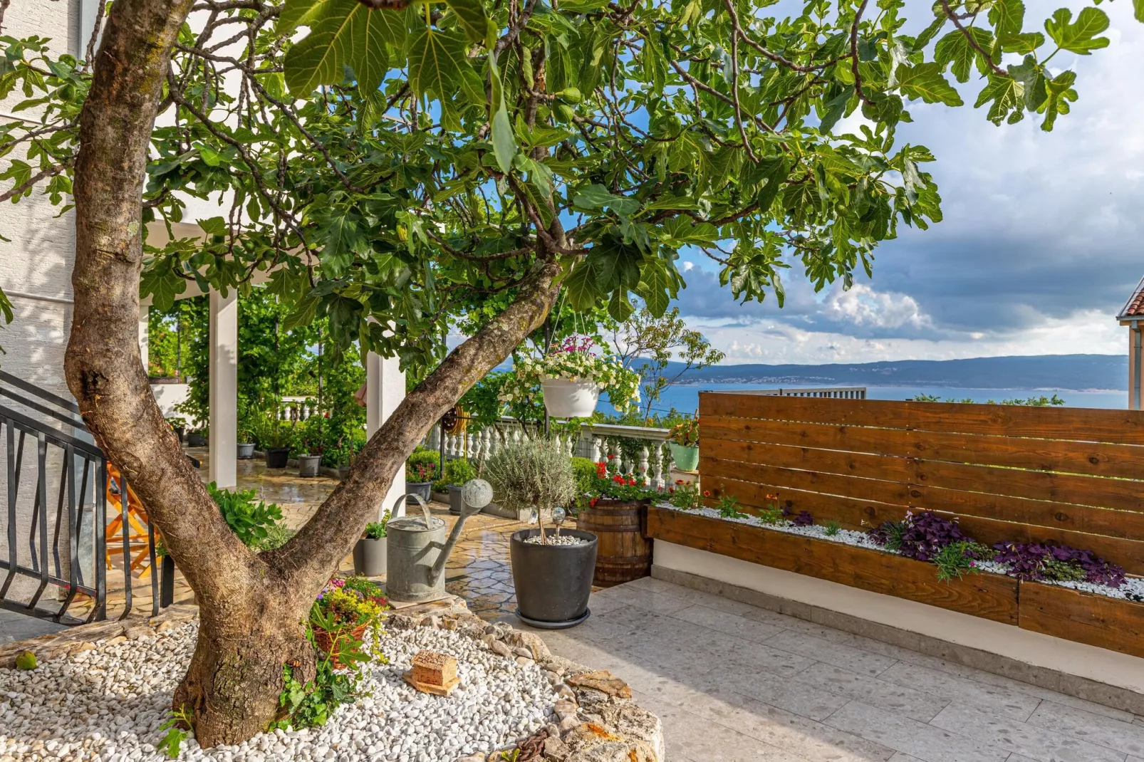 Holiday Home Jasminka-Terrace balcony
