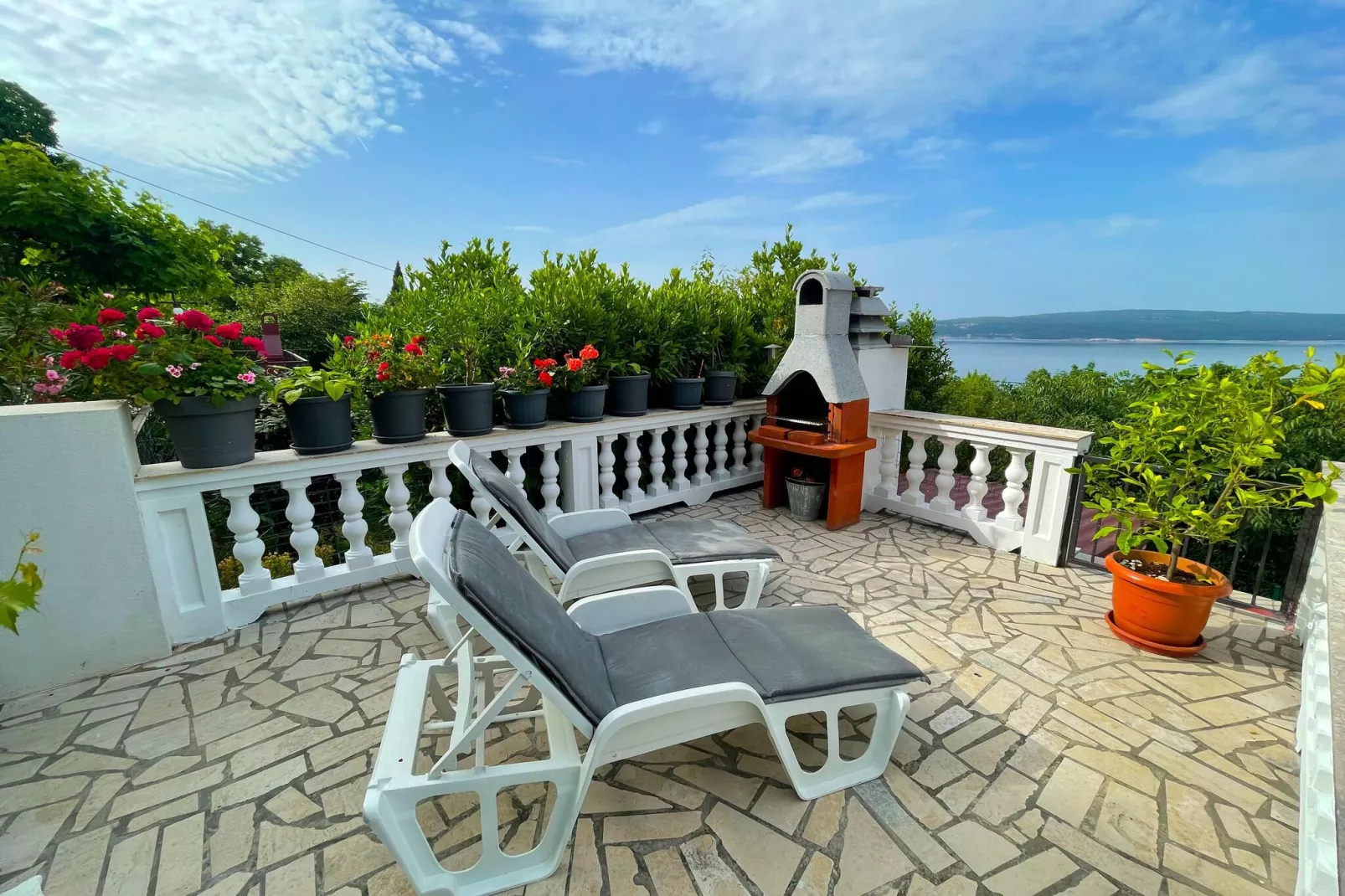 Holiday Home Jasminka-Terrace balcony