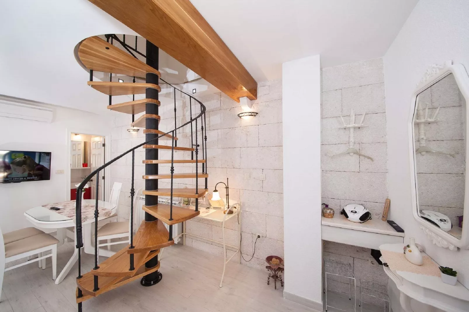 Holiday home Mario-Salon