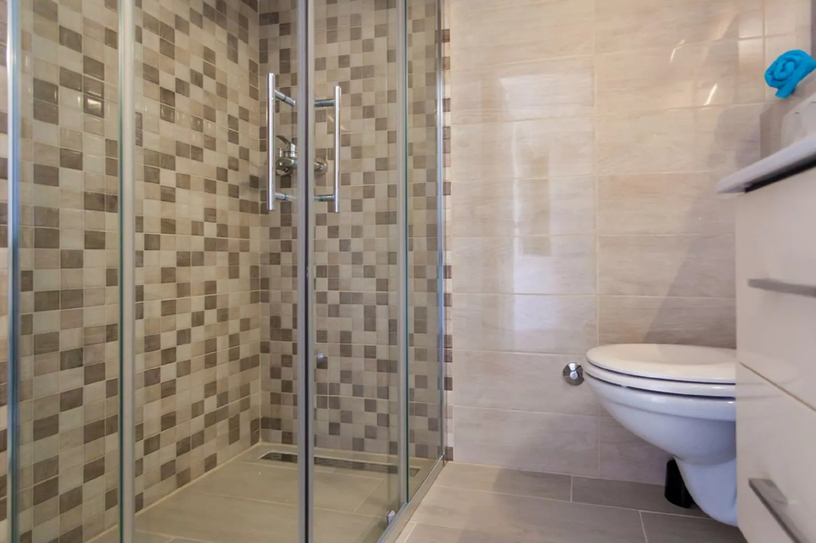 Apartment Dora-Bathroom