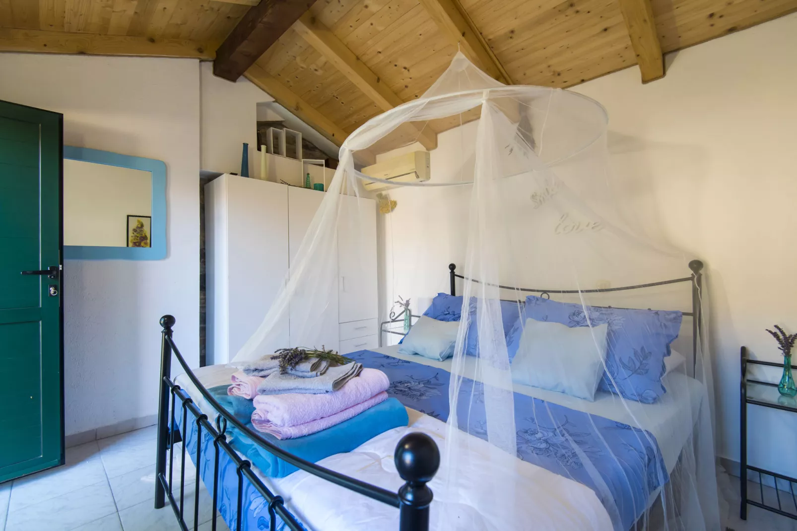 Holiday house LU-Chambre