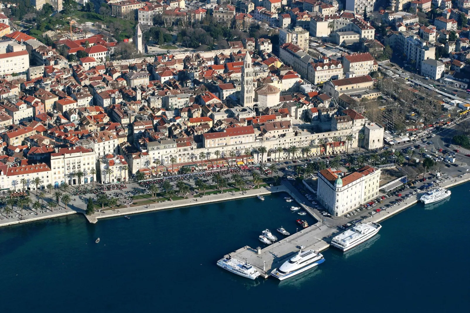 Villa Gloria-Areas within 20km in summer