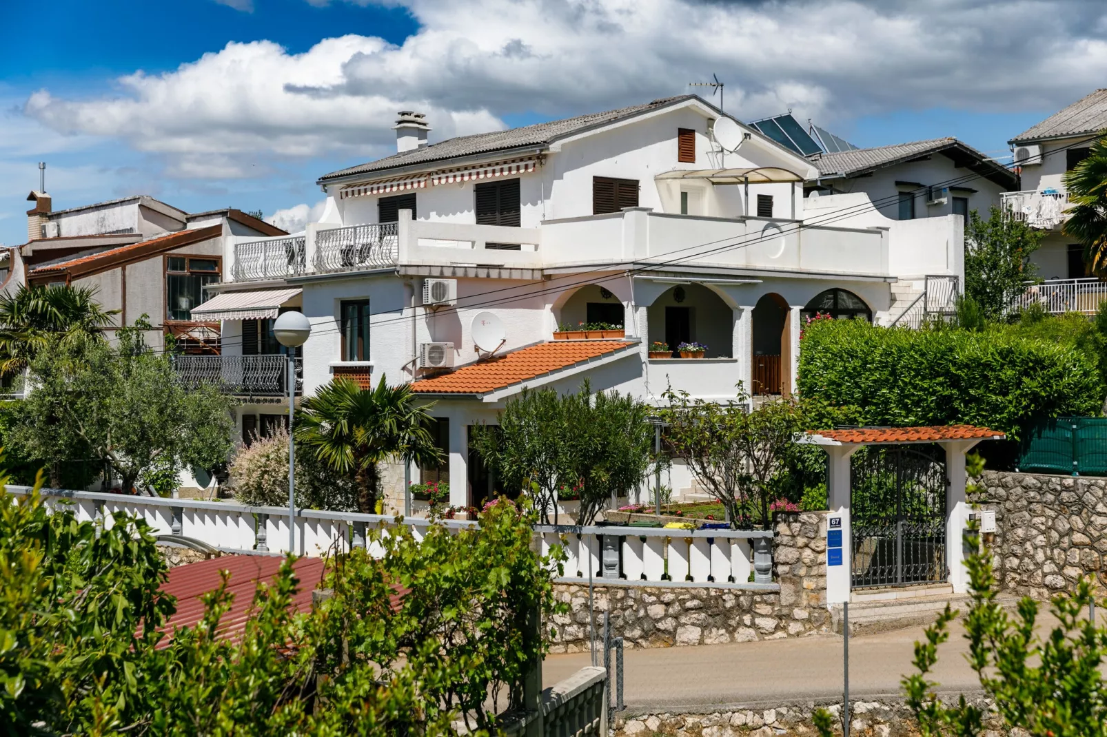Sanja-Exterior summer