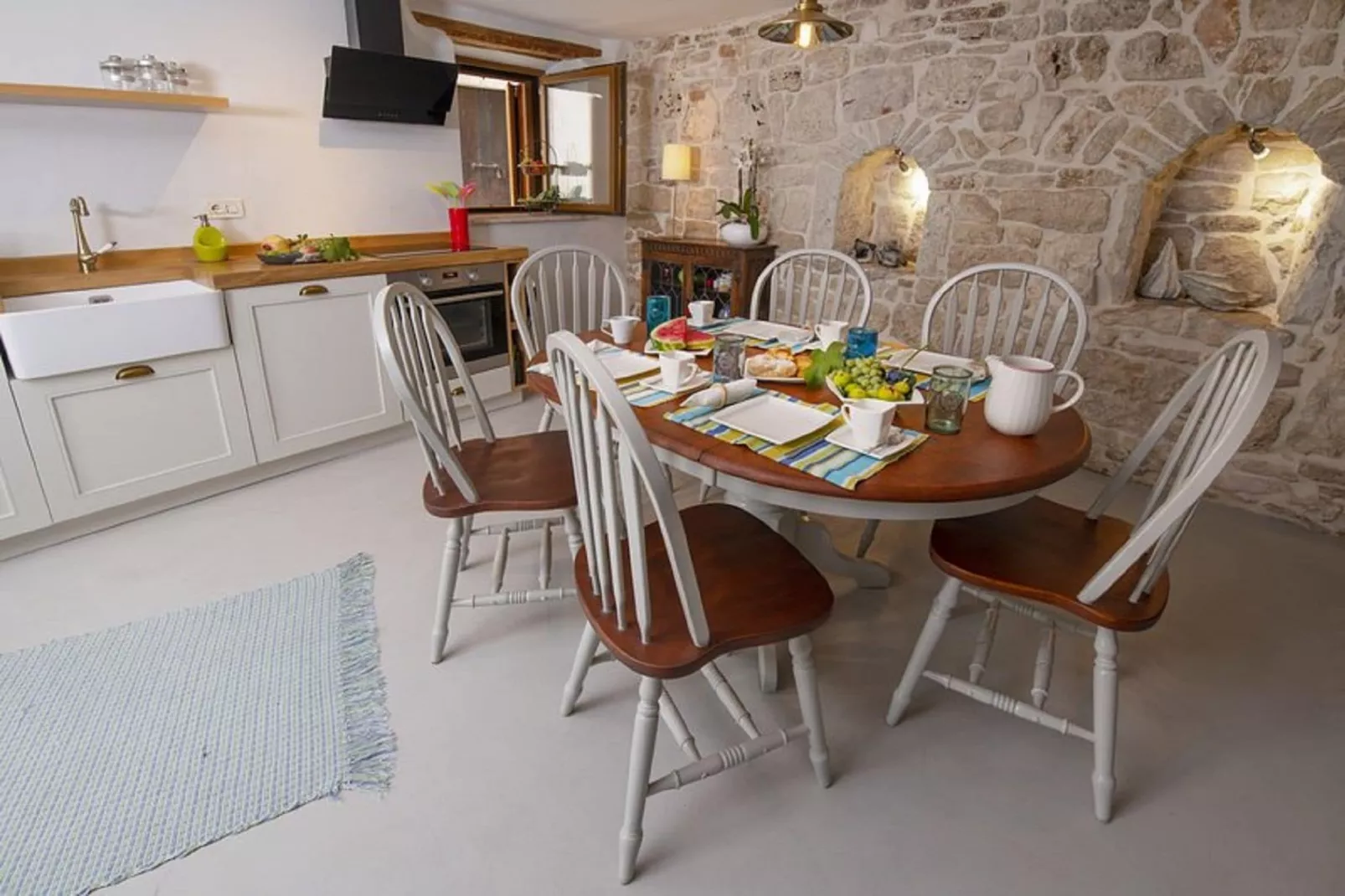 Holiday Home Blue Sky-Dining room