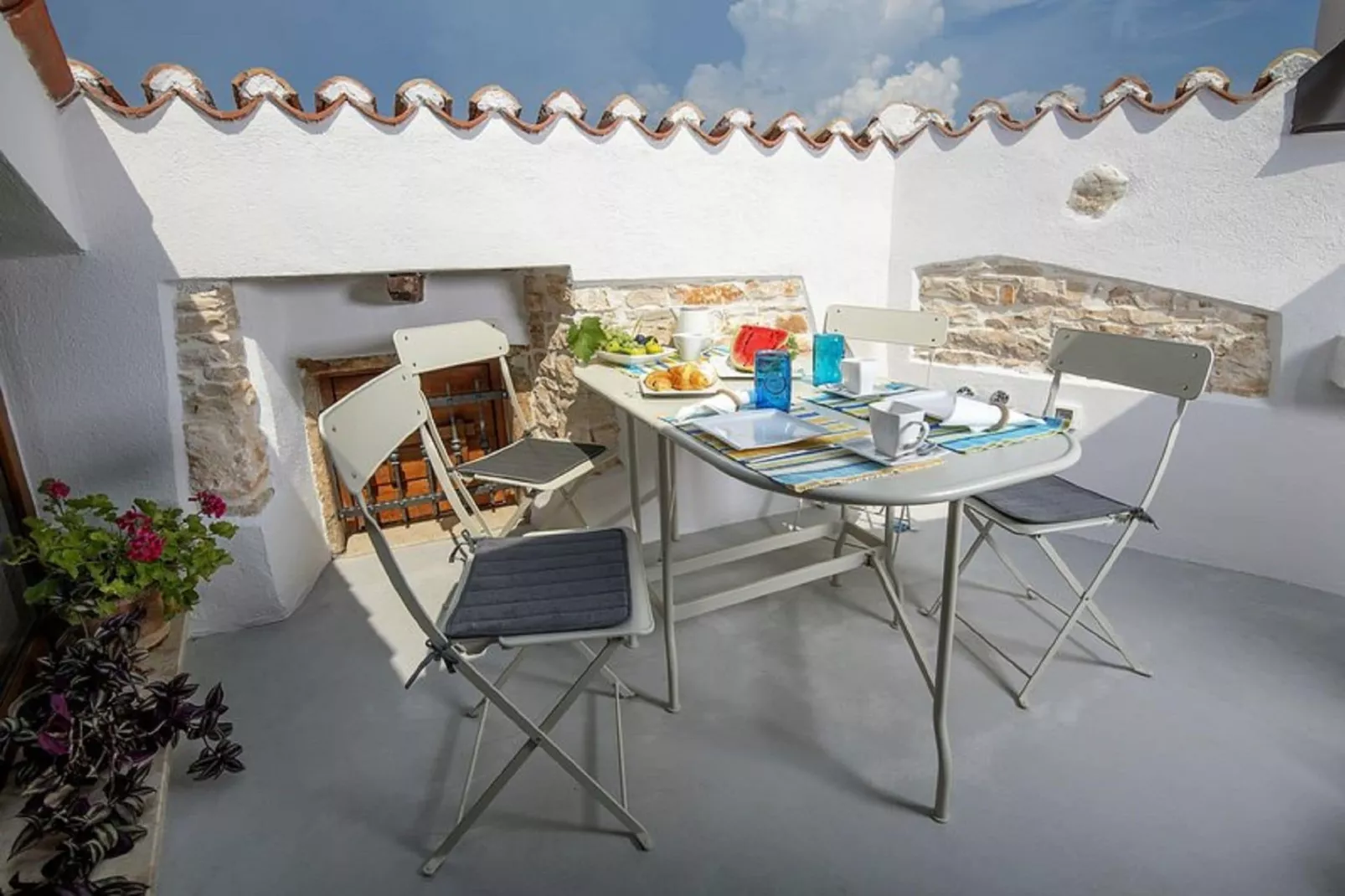 Holiday Home Blue Sky-Terrace balcony