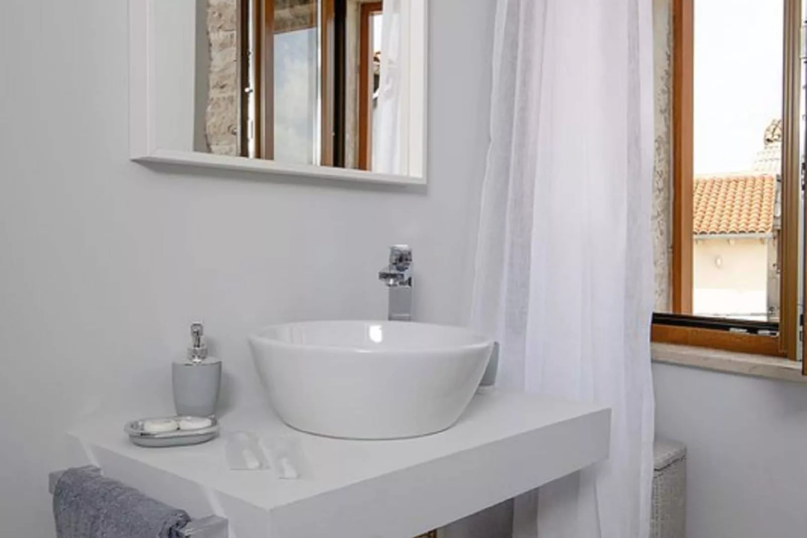 Holiday Home Blue Sky-Bathroom