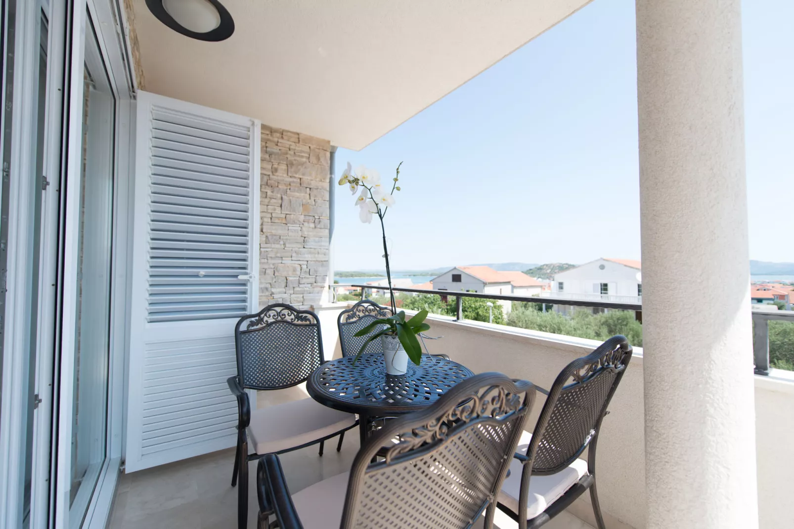 Apartment Čigrađa-Terrace balcony