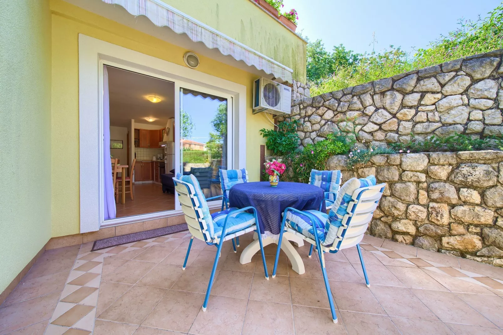 Apartment Zlendić 2 /PR-Terrassenbalkon