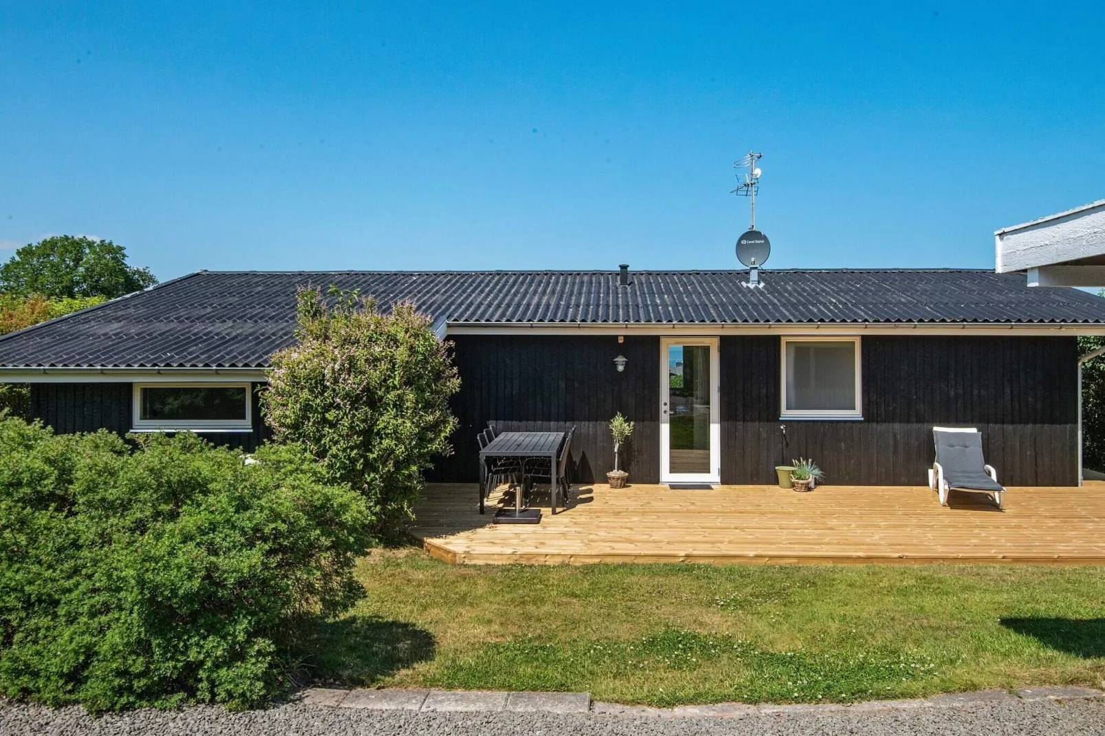 6 person holiday home in Allingåbro-By Traum-View