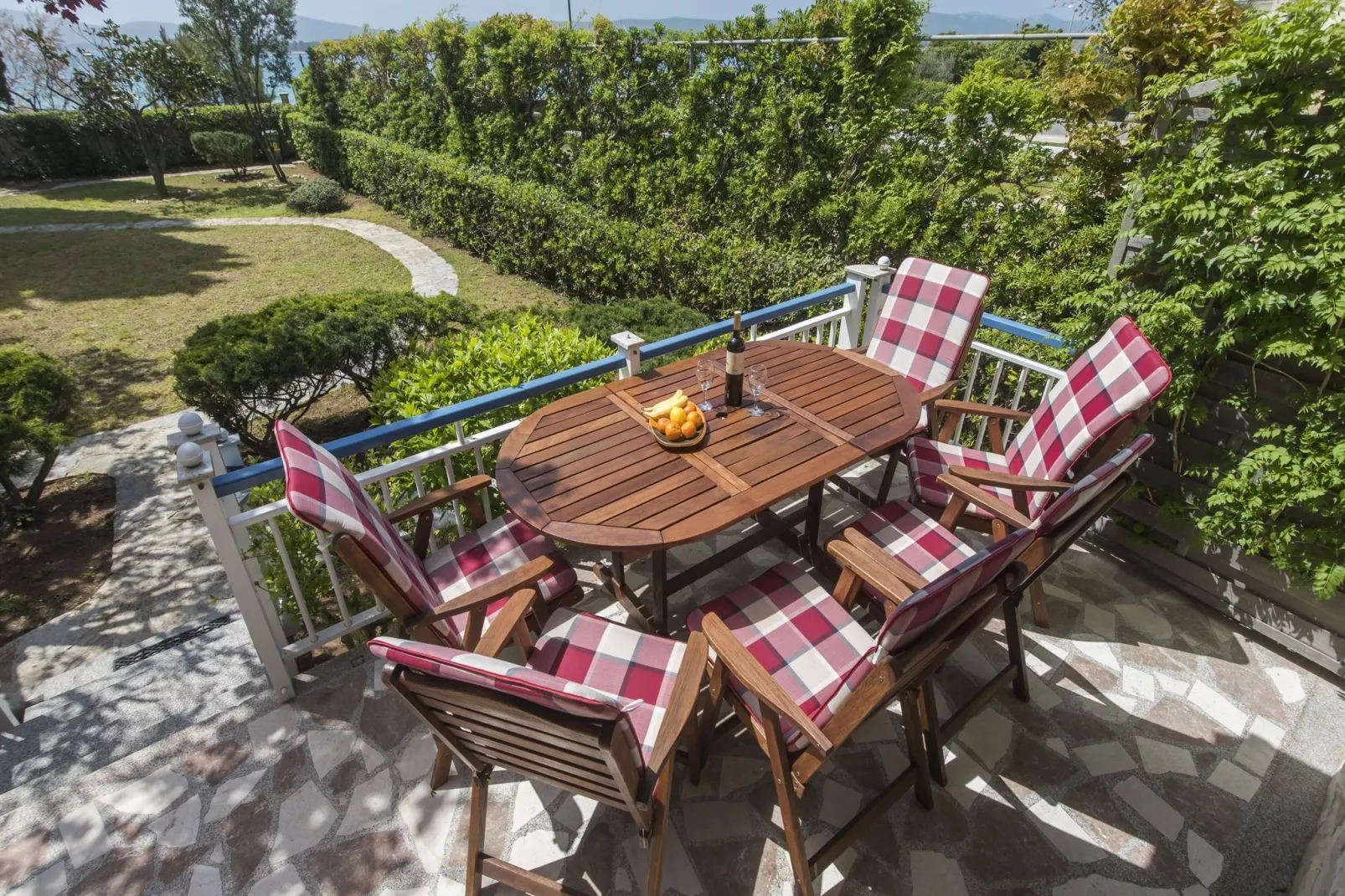 Vacation house Ornella-Terrassenbalkon