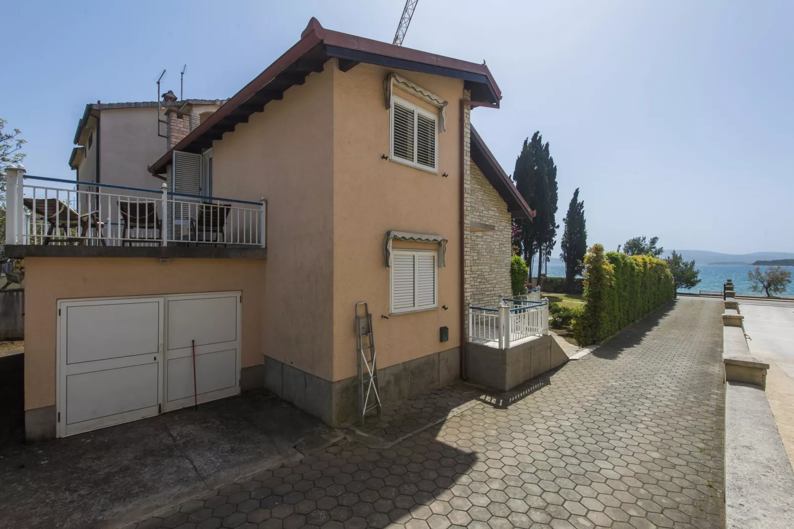 Vacation house Ornella-Außenbereich Sommer