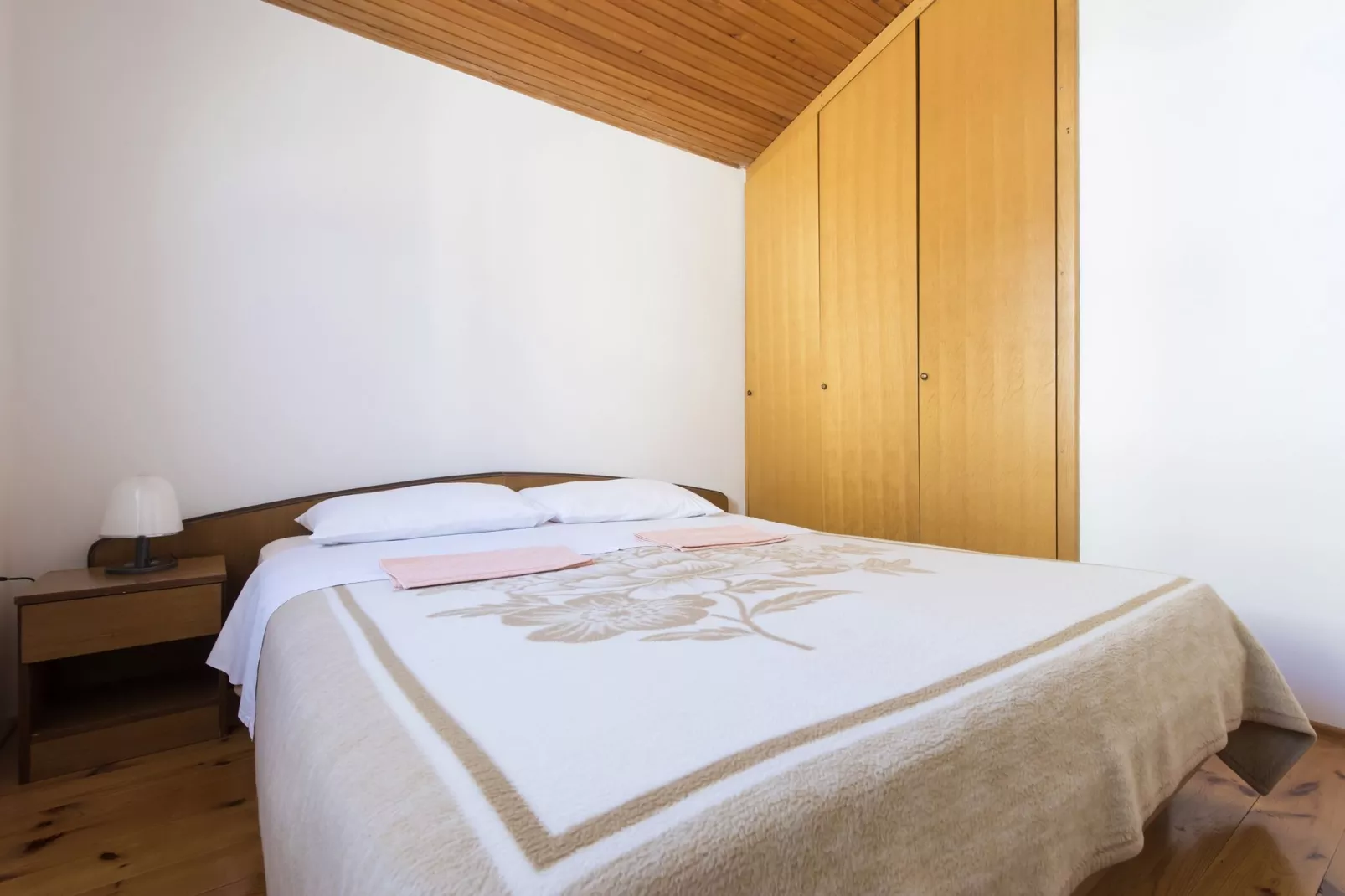 Vacation house Ornella-Schlafzimmer