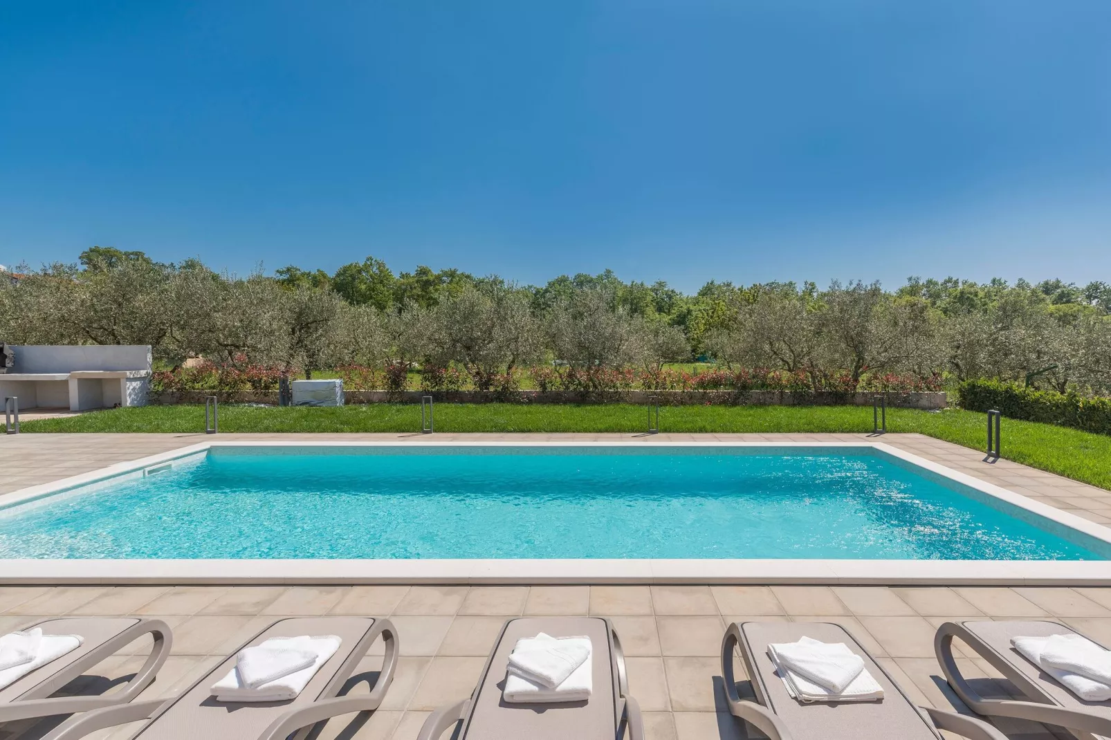 Blanca-Pool