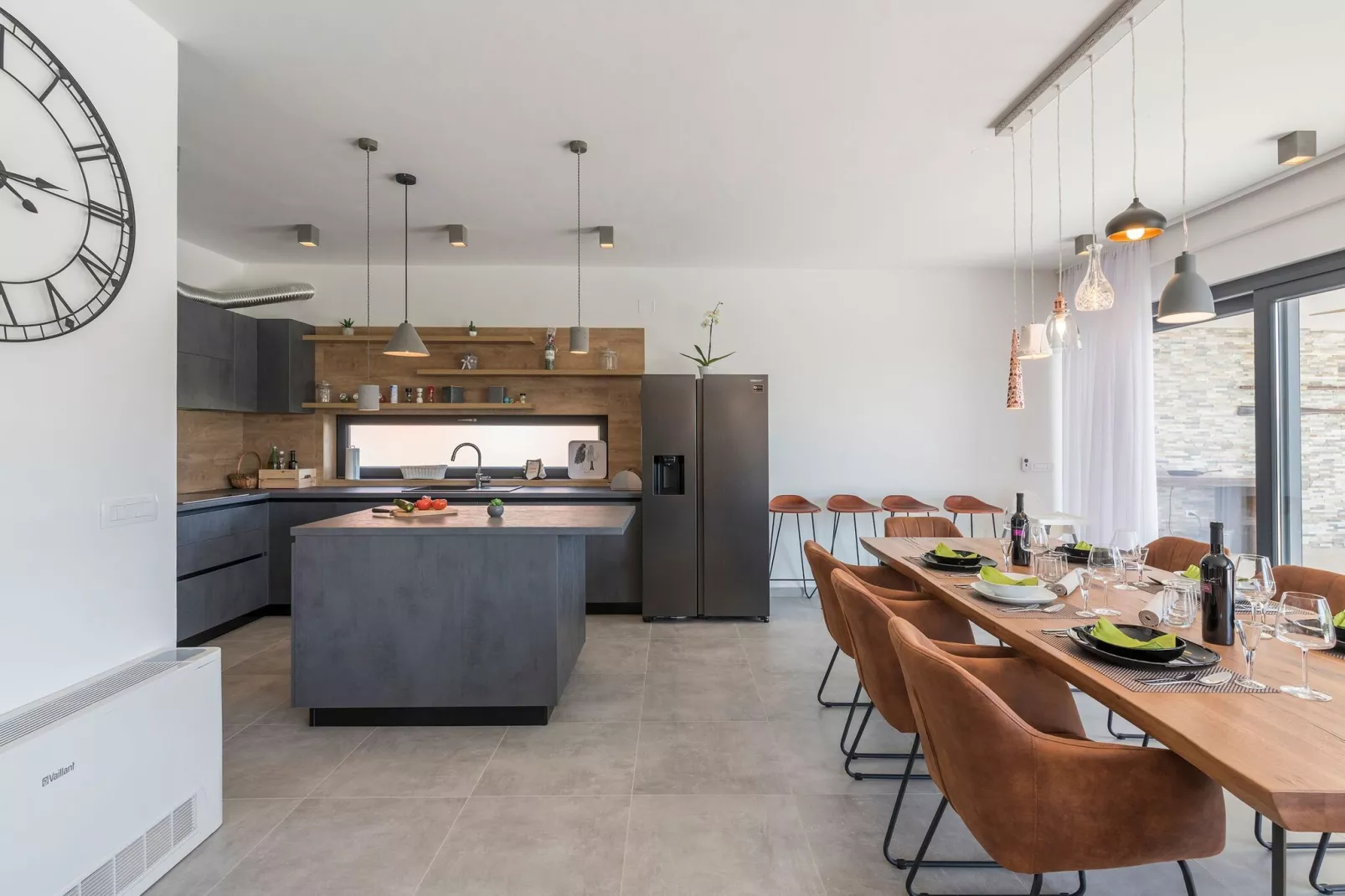 Blanca-Dining room
