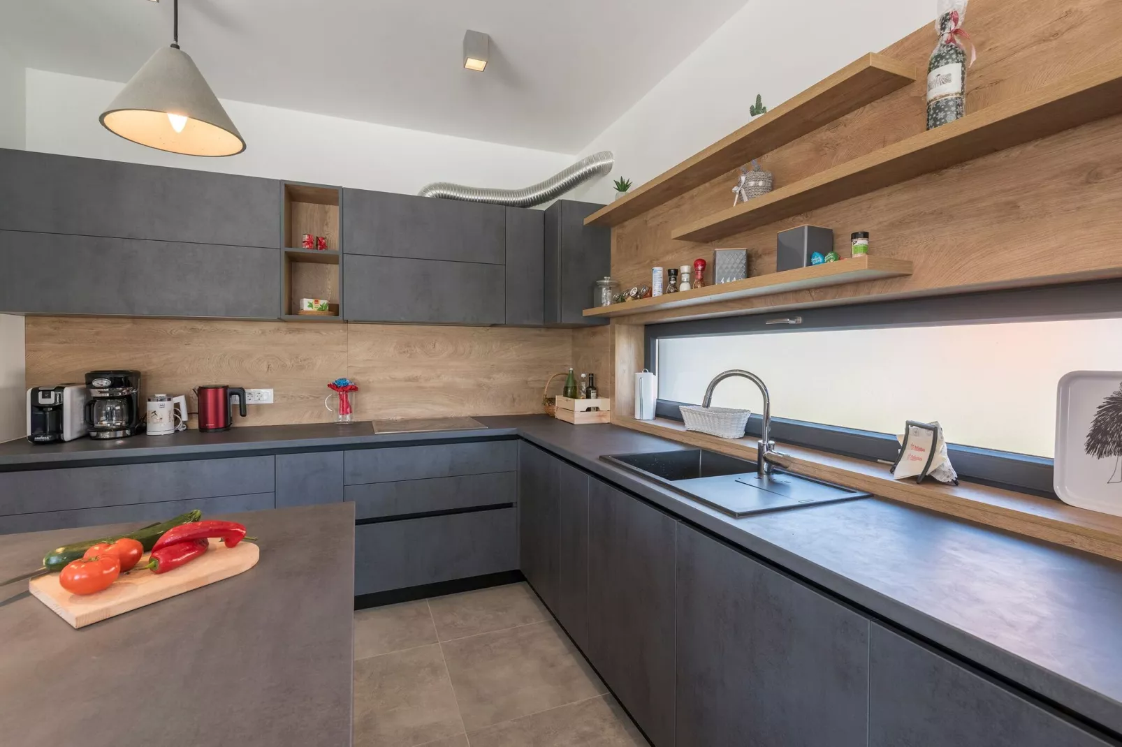 Blanca-Kitchen