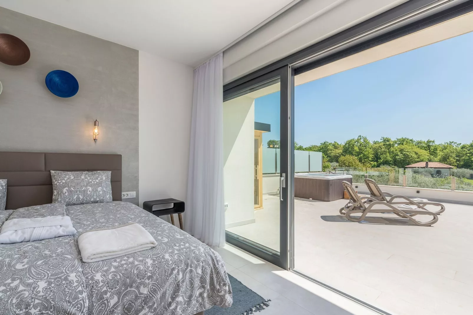 Blanca-Bedroom