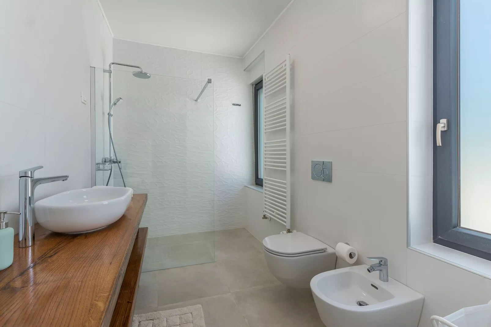 Blanca-Bathroom