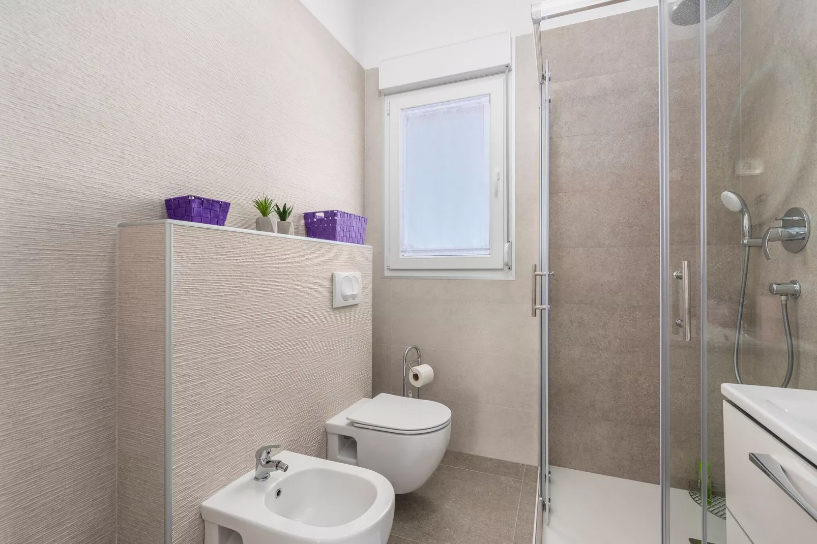 KAYAK-Bathroom