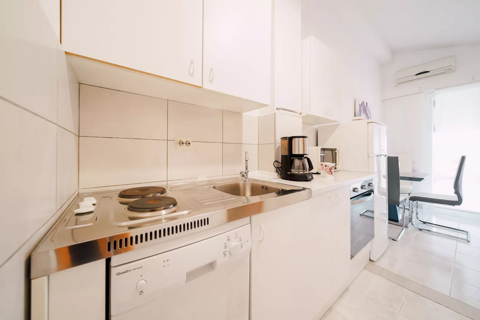 Meri 3-Kitchen