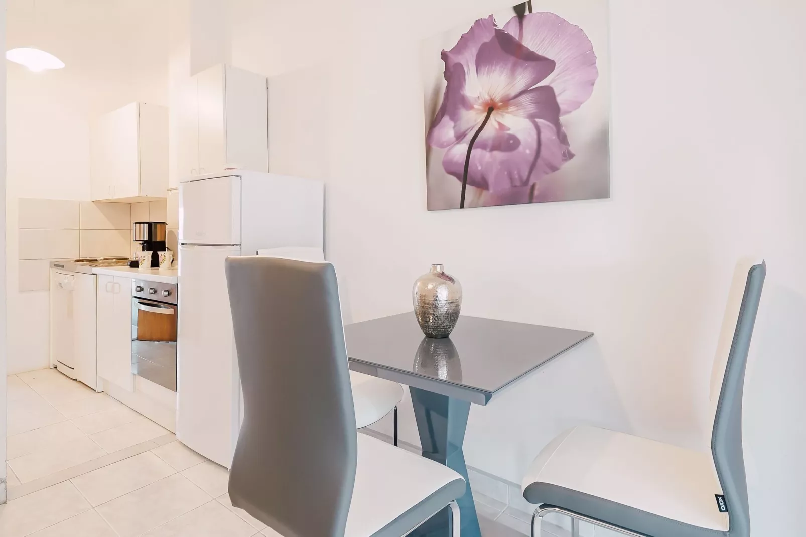 Meri 3-Kitchen