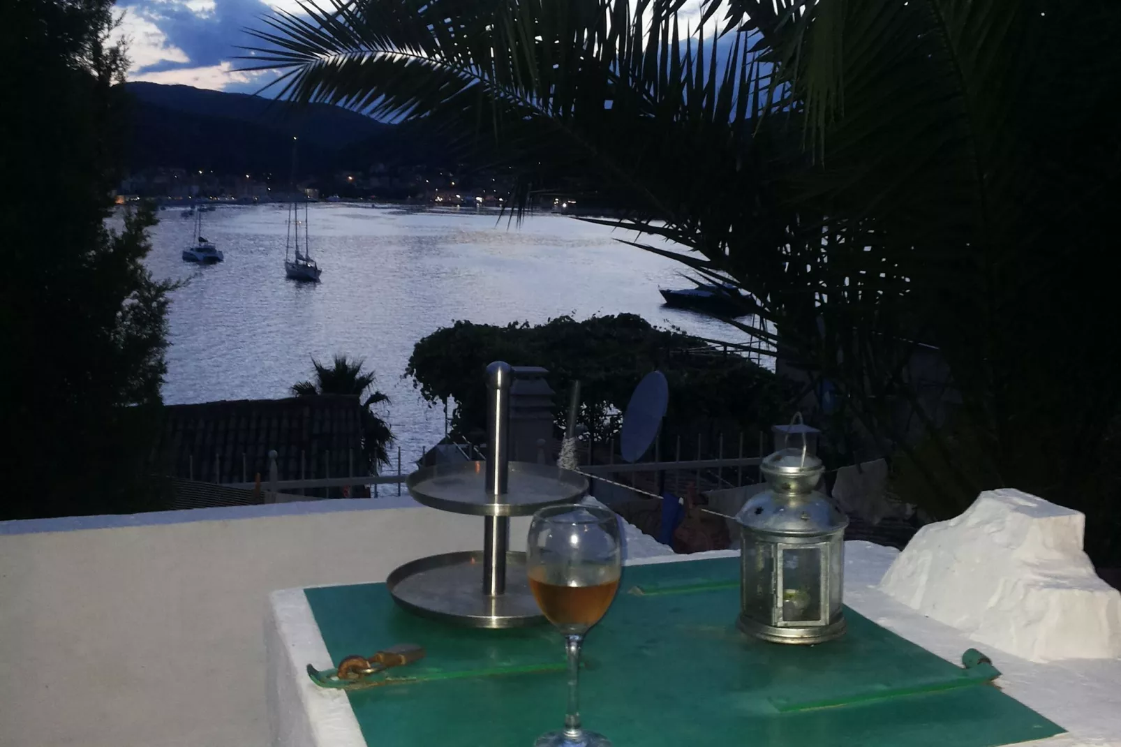 Marina II-Terrace balcony